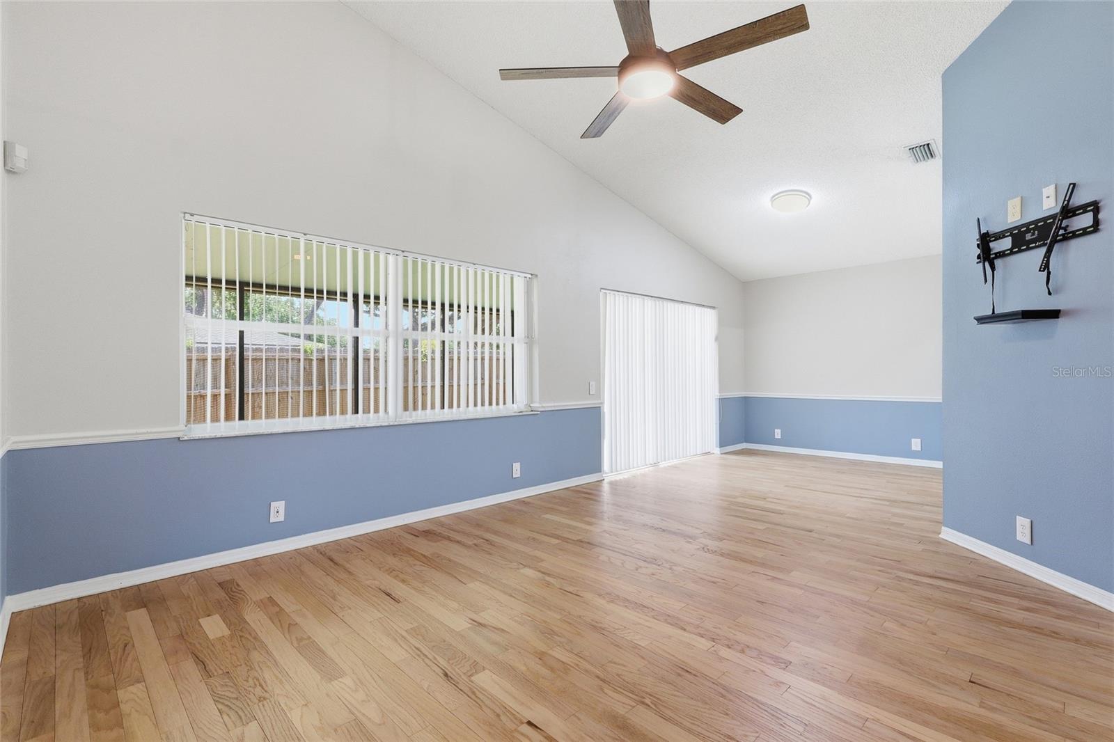 RANDOM OAKS PH I - Residential