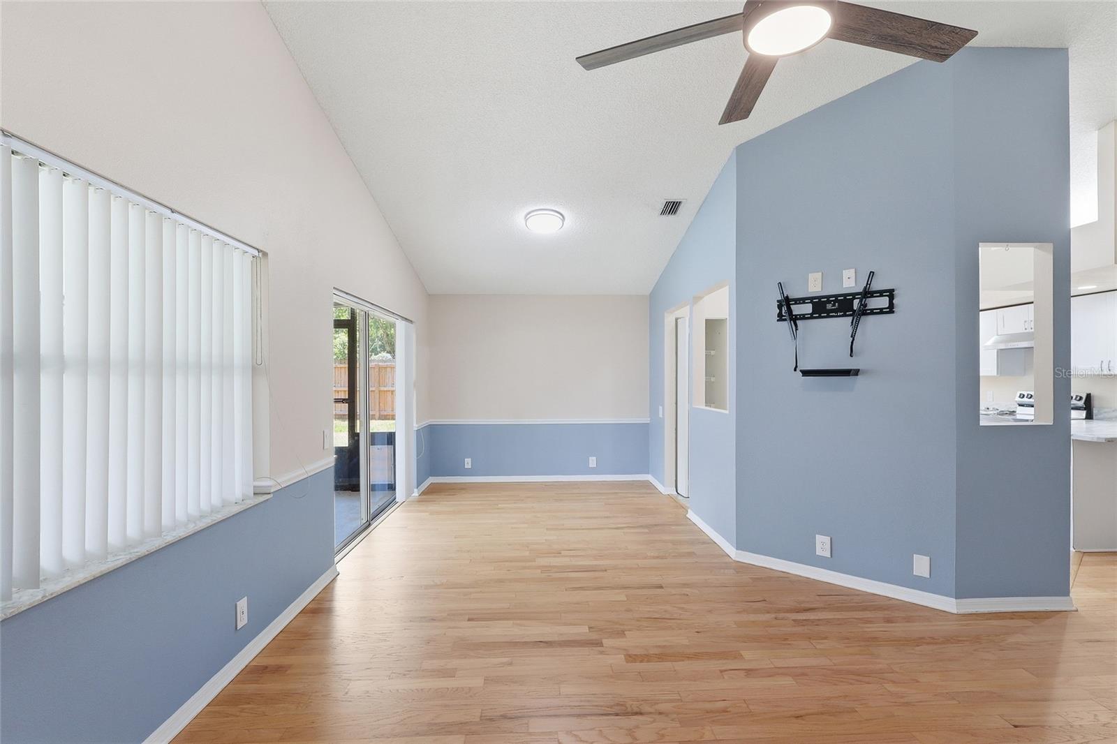 RANDOM OAKS PH I - Residential