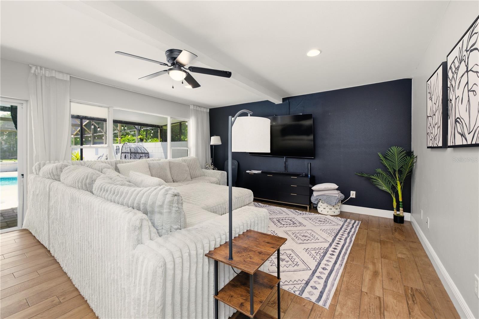 INDIAN HILLS UNIT 6 - Residential