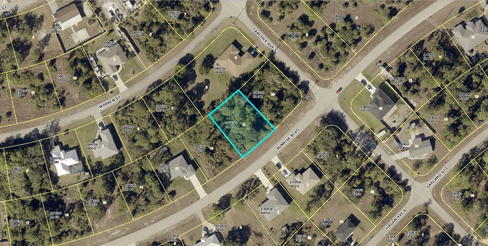 TWIN LAKE ESTATES - Land