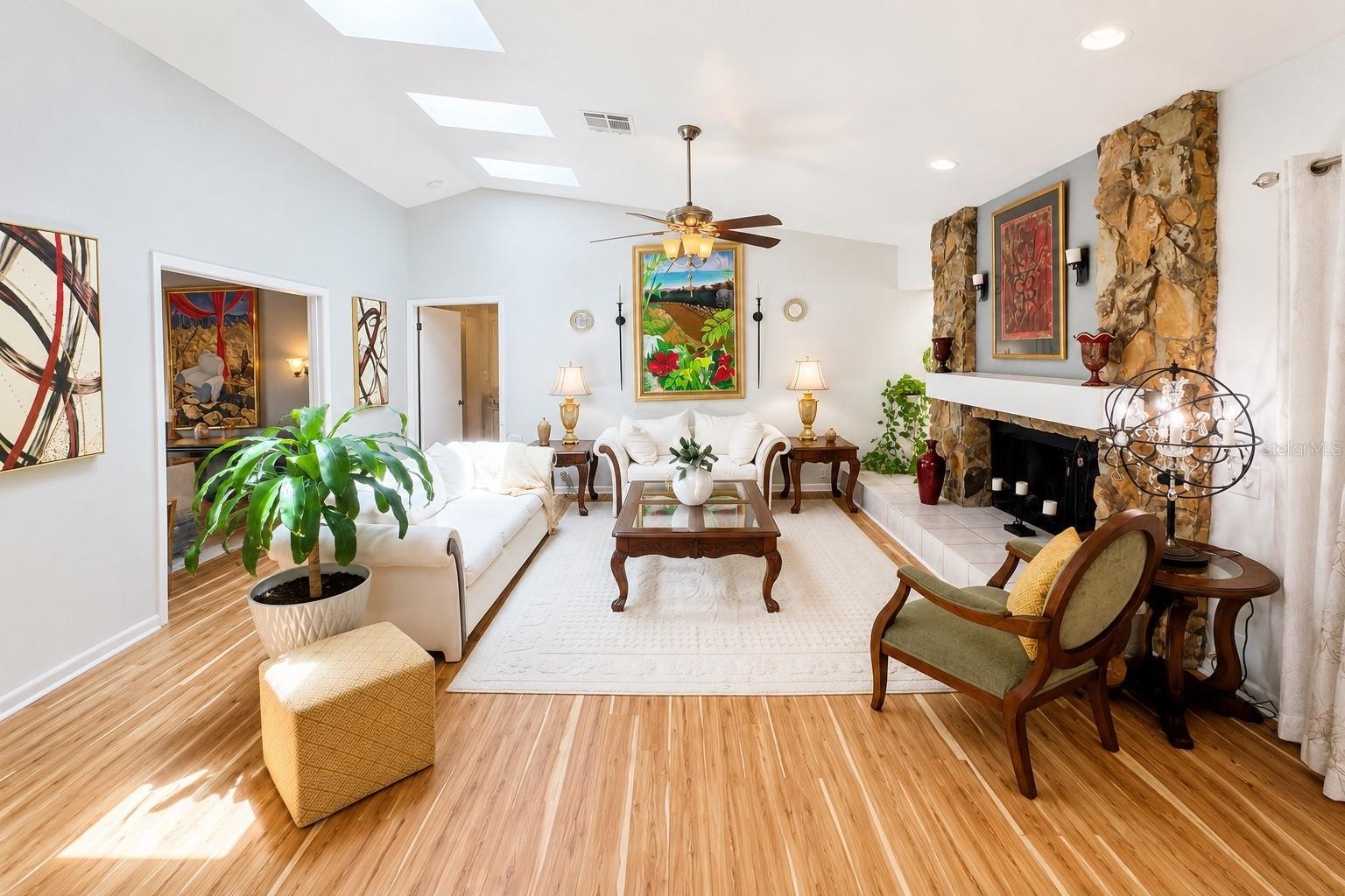 A REP OF FAIRWAY SPGS - Residential