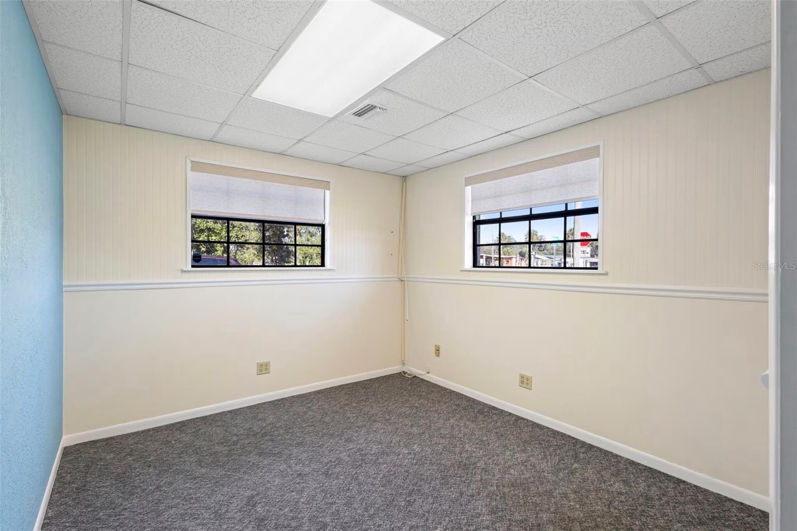DENNISTONS ORANGE CITY DELAND FARMS - Commercial Lease