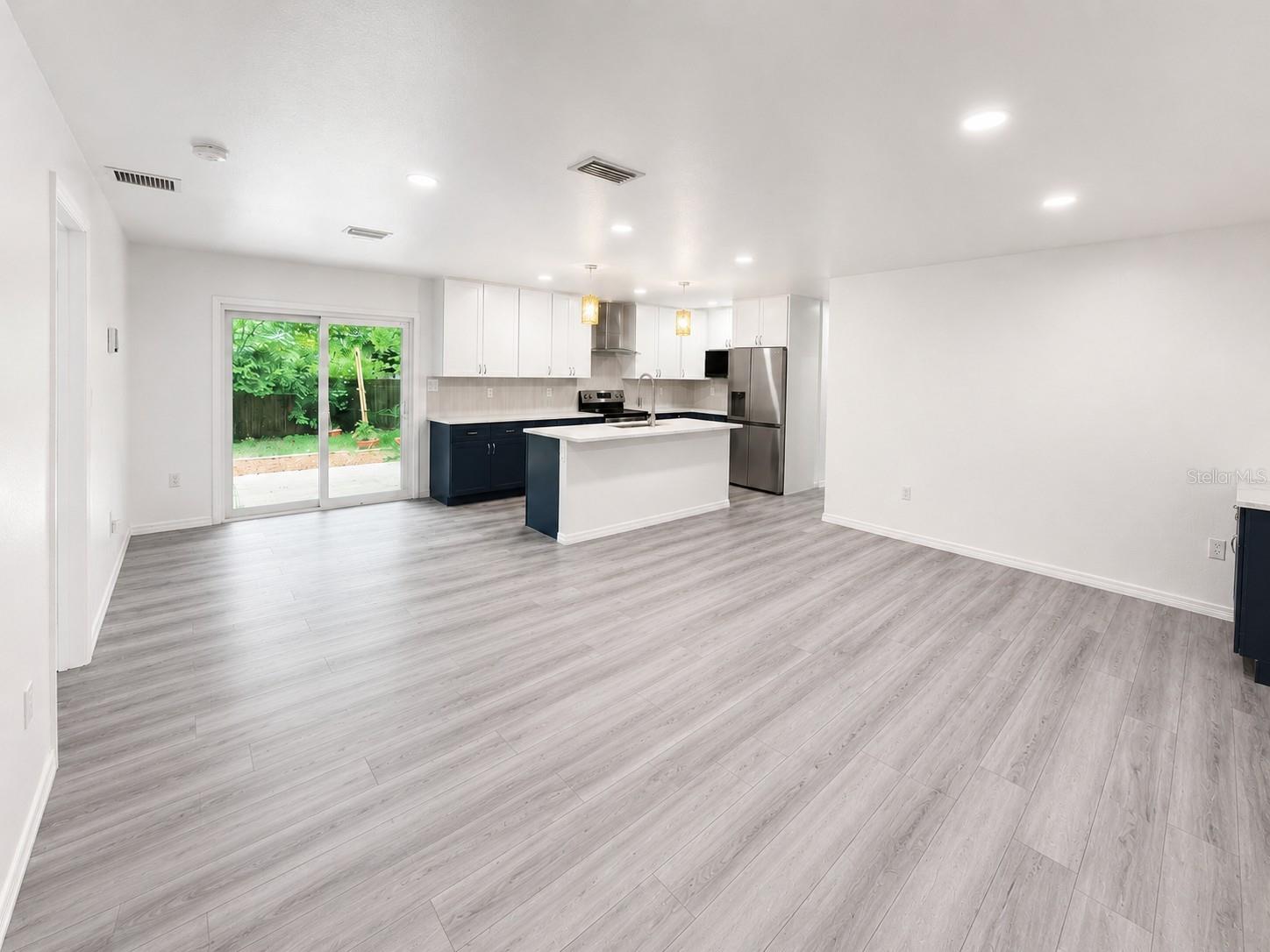 HAZEL HEIGHTS SUB - Residential