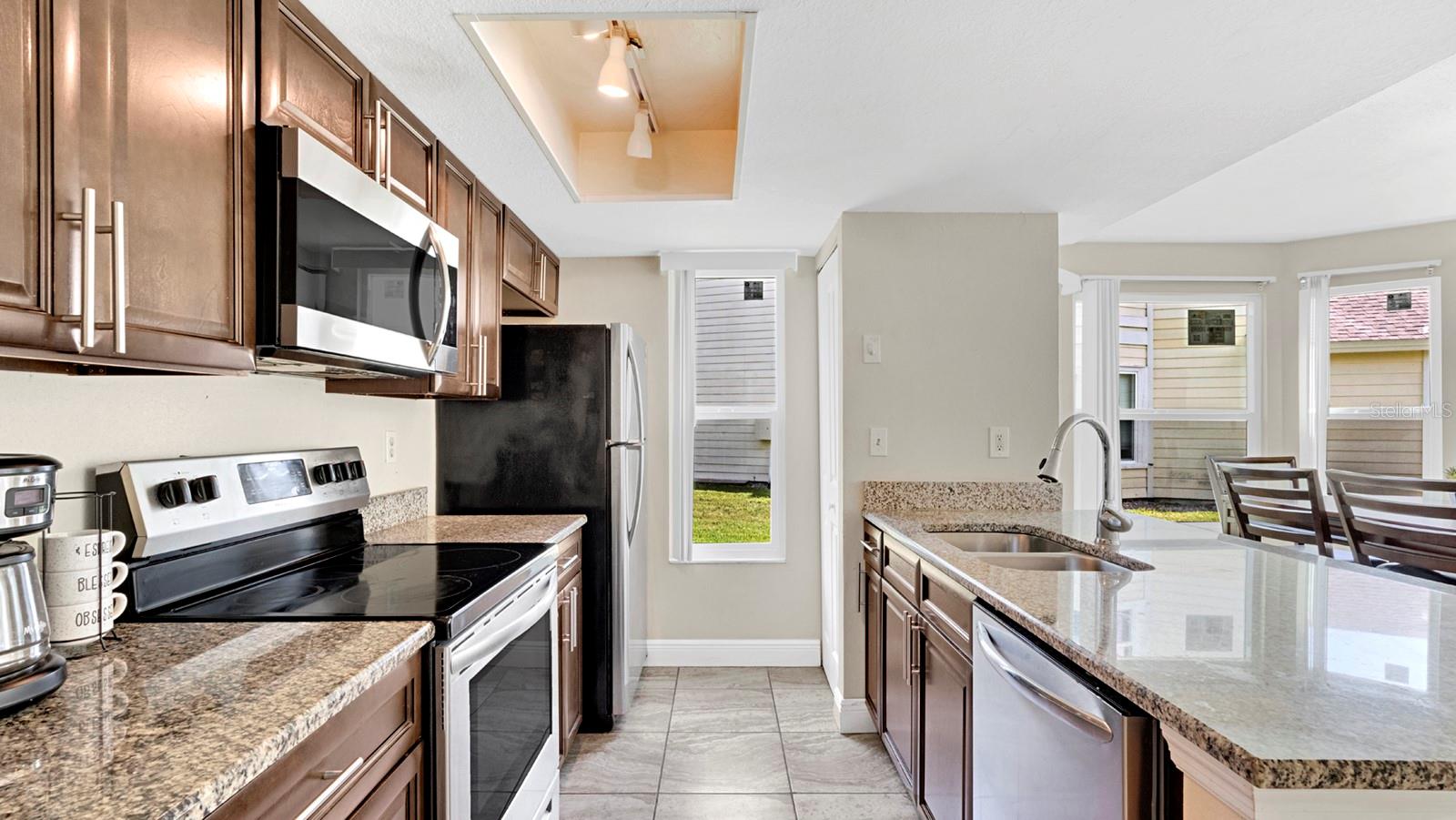 VILLAS AT LAGUNA BAY CONDO - Residential