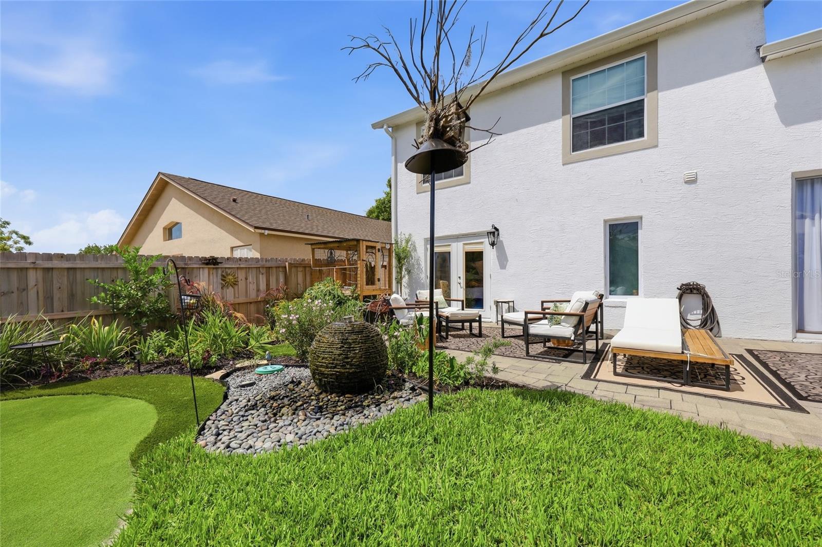 PEMBROOKE - Residential