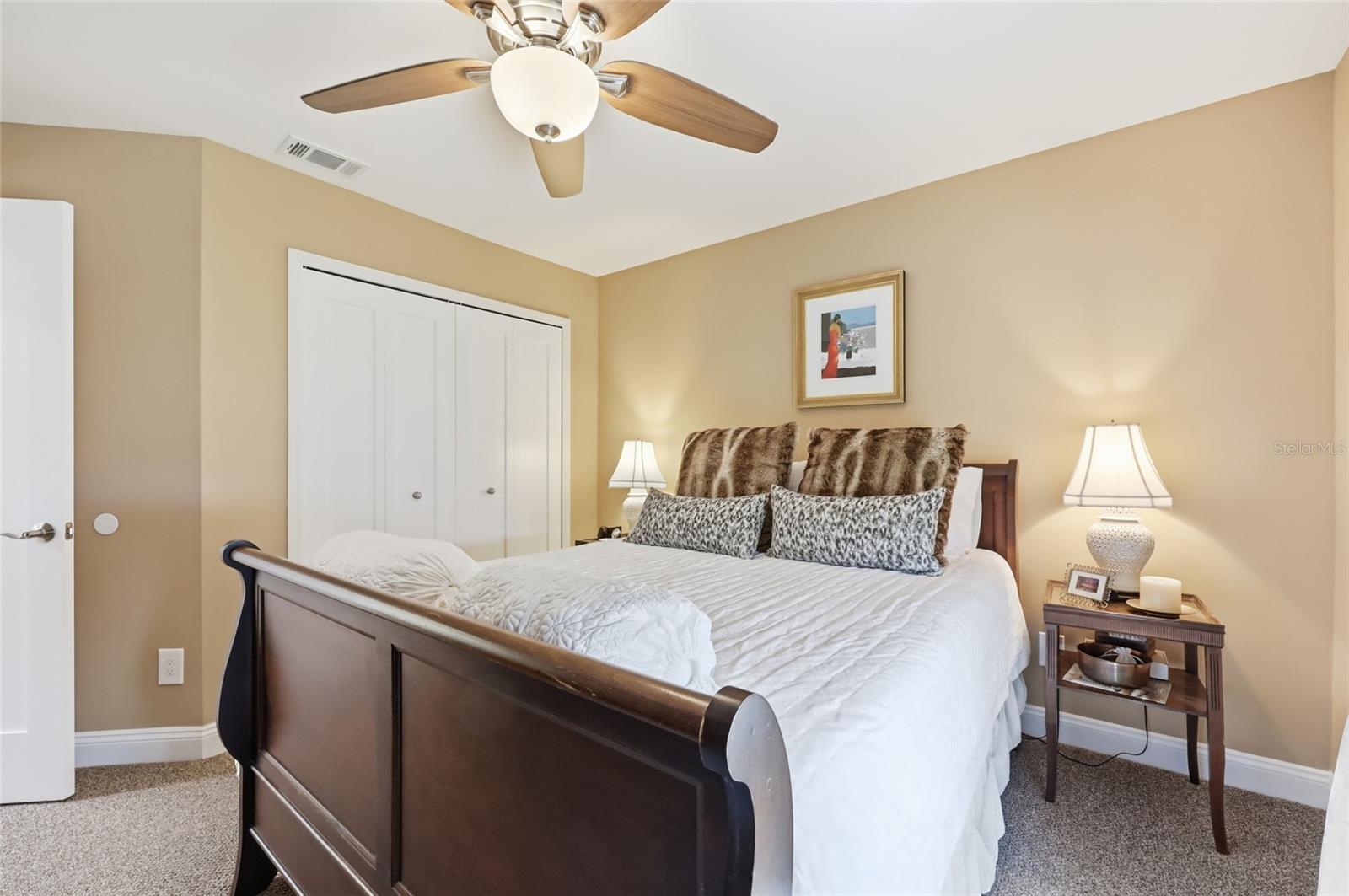 PEMBROOKE - Residential
