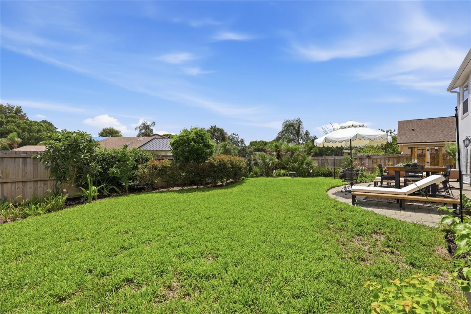 PEMBROOKE - Residential