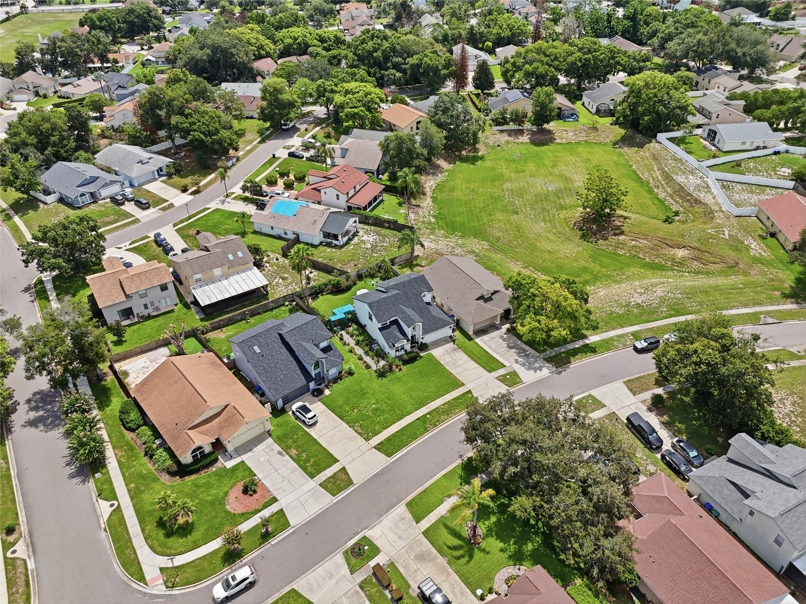 PEMBROOKE - Residential