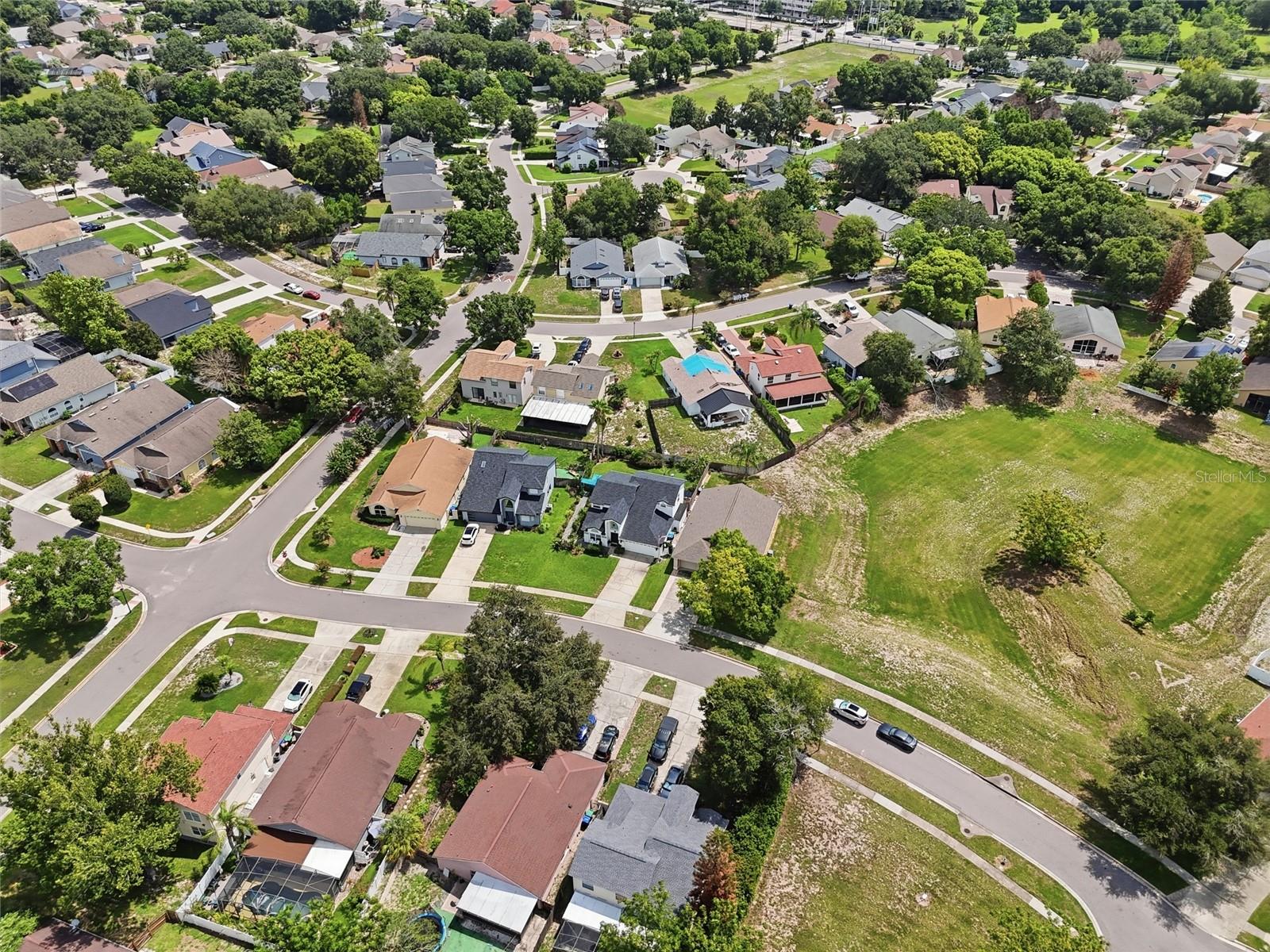 PEMBROOKE - Residential
