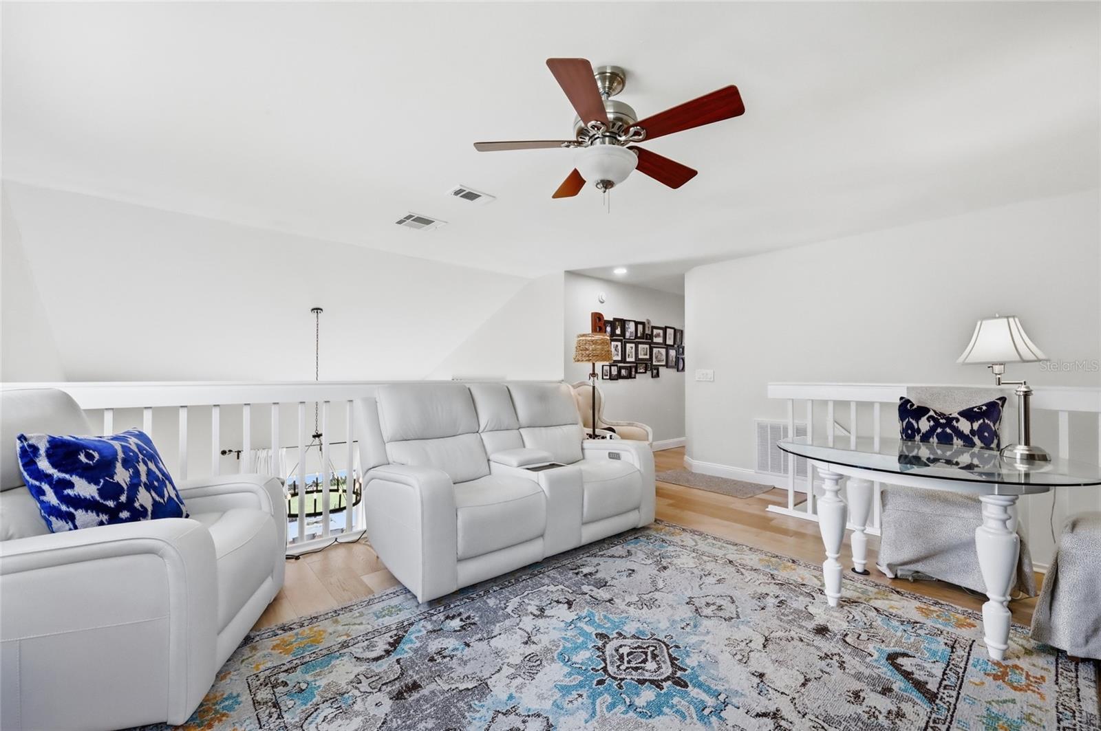 PEMBROOKE - Residential