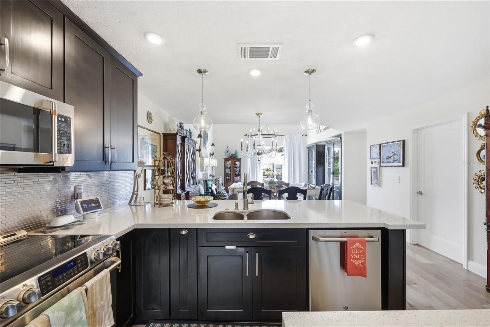 PEMBROOKE - Residential