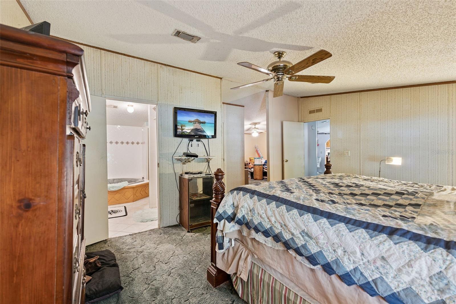 LAKEWOOD ACRES - Residential