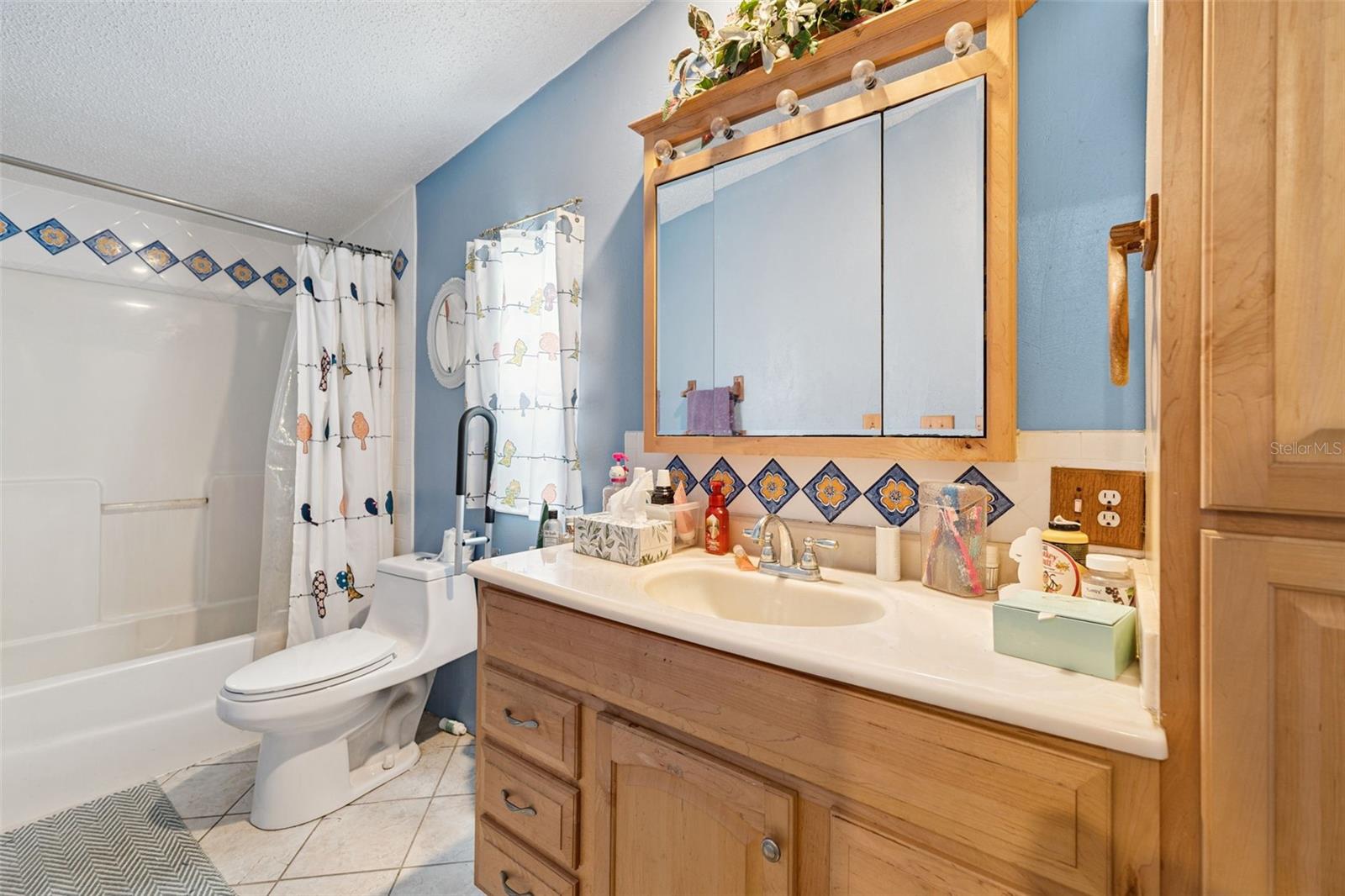 LAKEWOOD ACRES - Residential