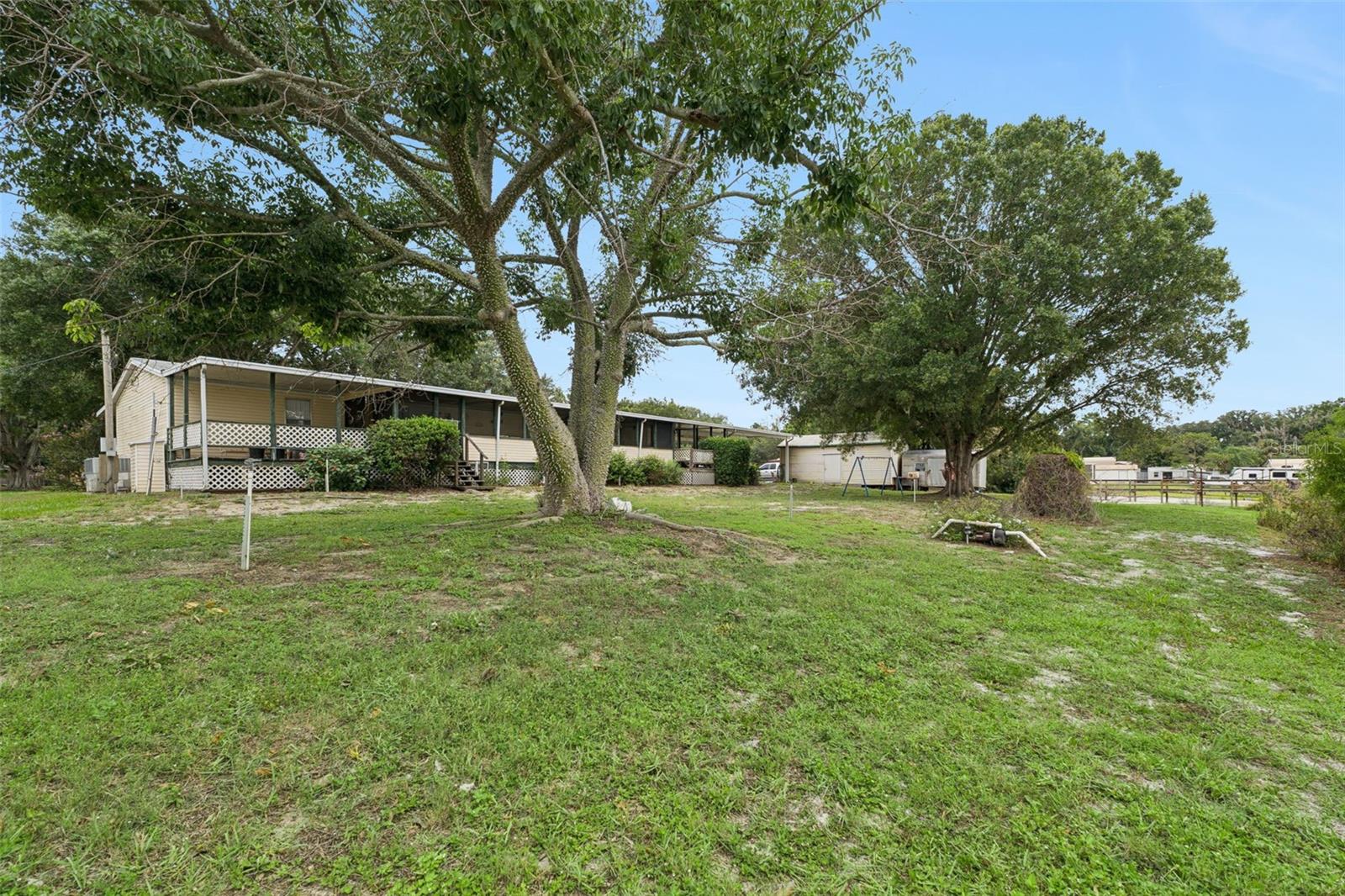 LAKEWOOD ACRES - Residential