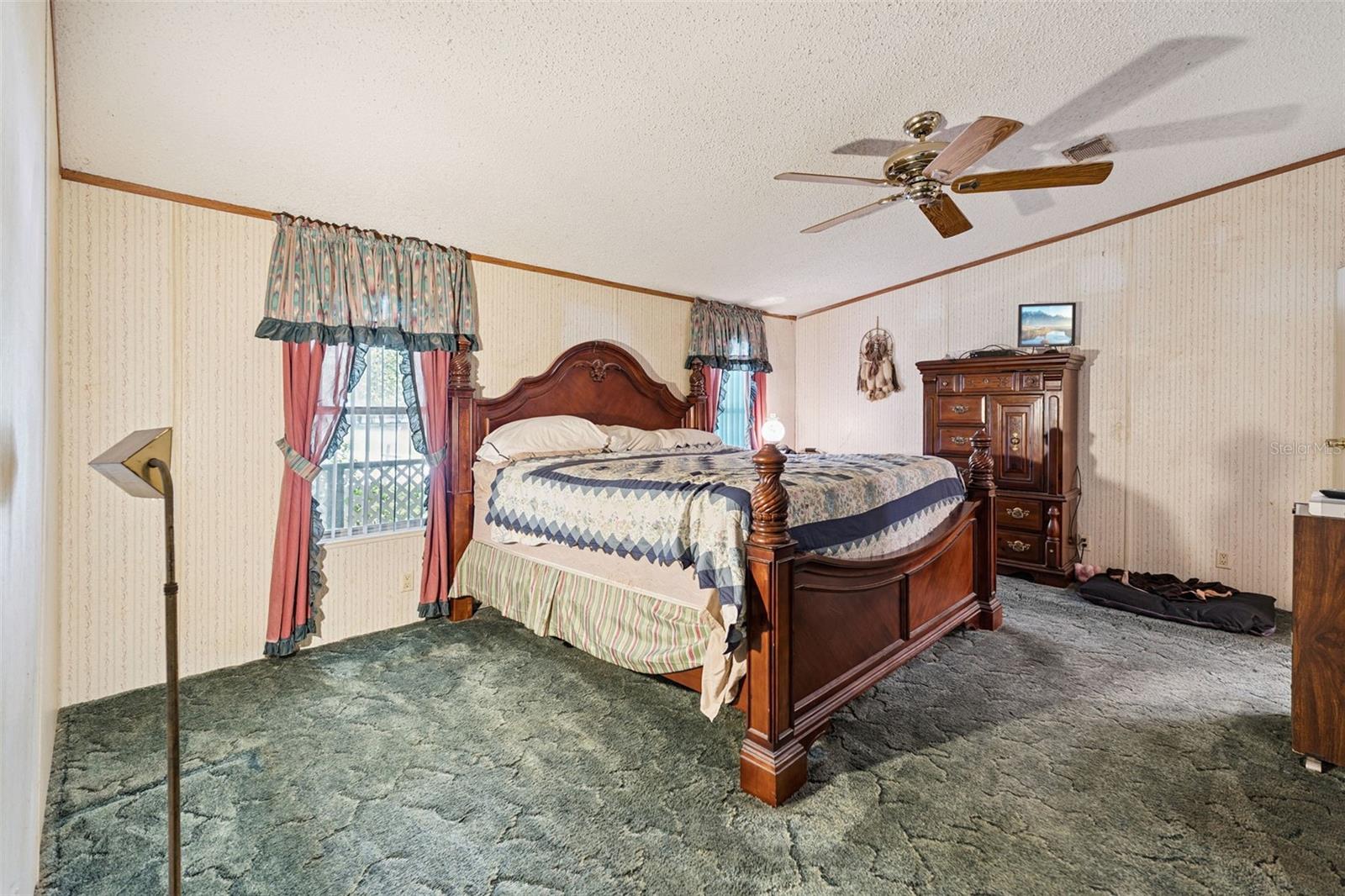 LAKEWOOD ACRES - Residential