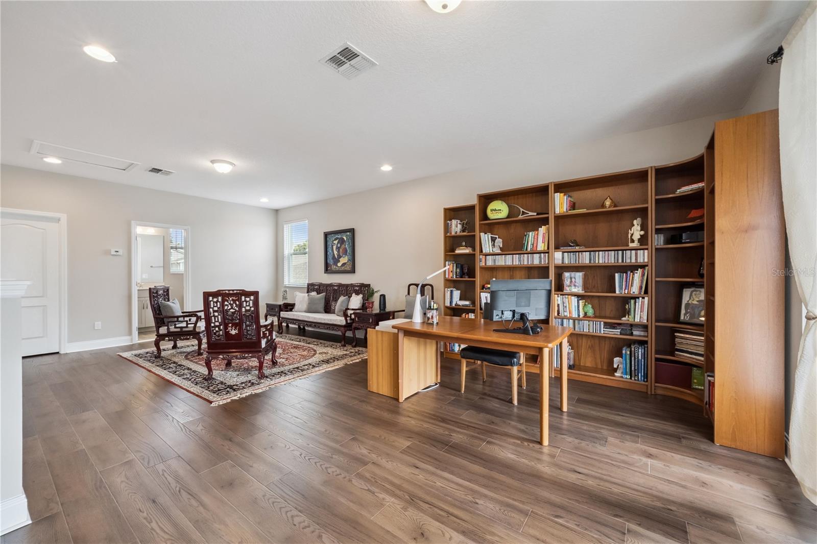 HULL ISLAND AT OAKLAND - Residential