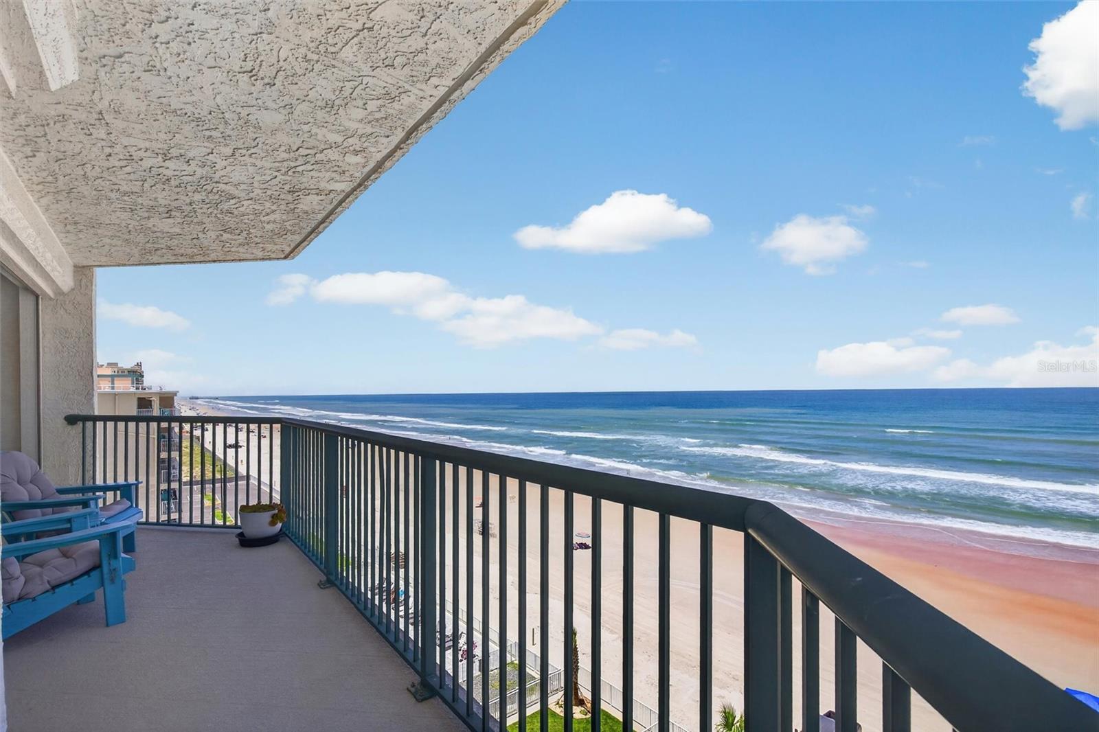TOWERS GRANDE - Residential