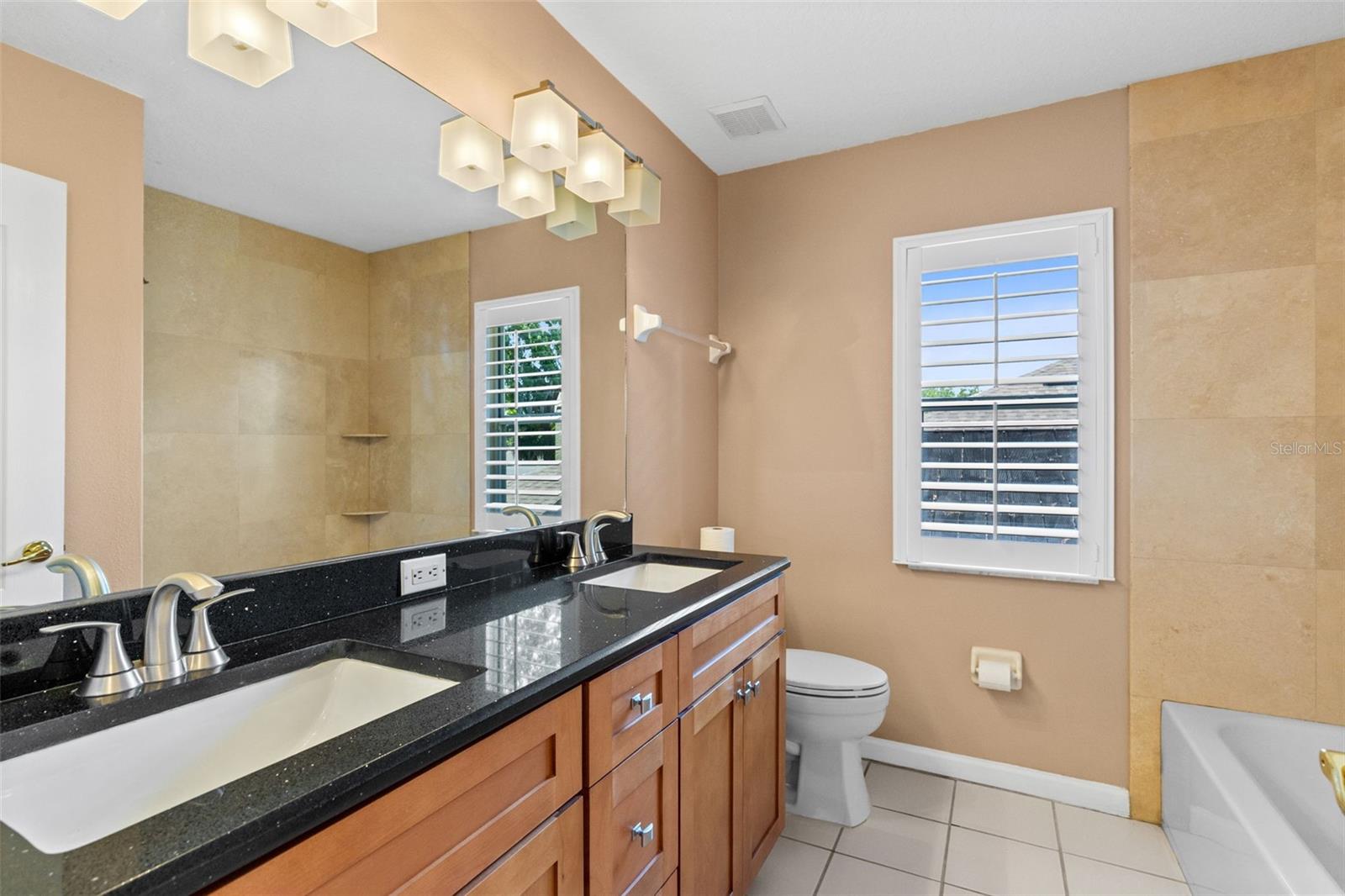 WINDING HOLLOW UNIT 2 - Residential