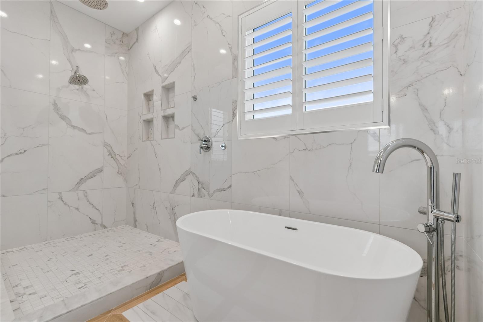 HARBOR SHORES 4TH ADD - Residential
