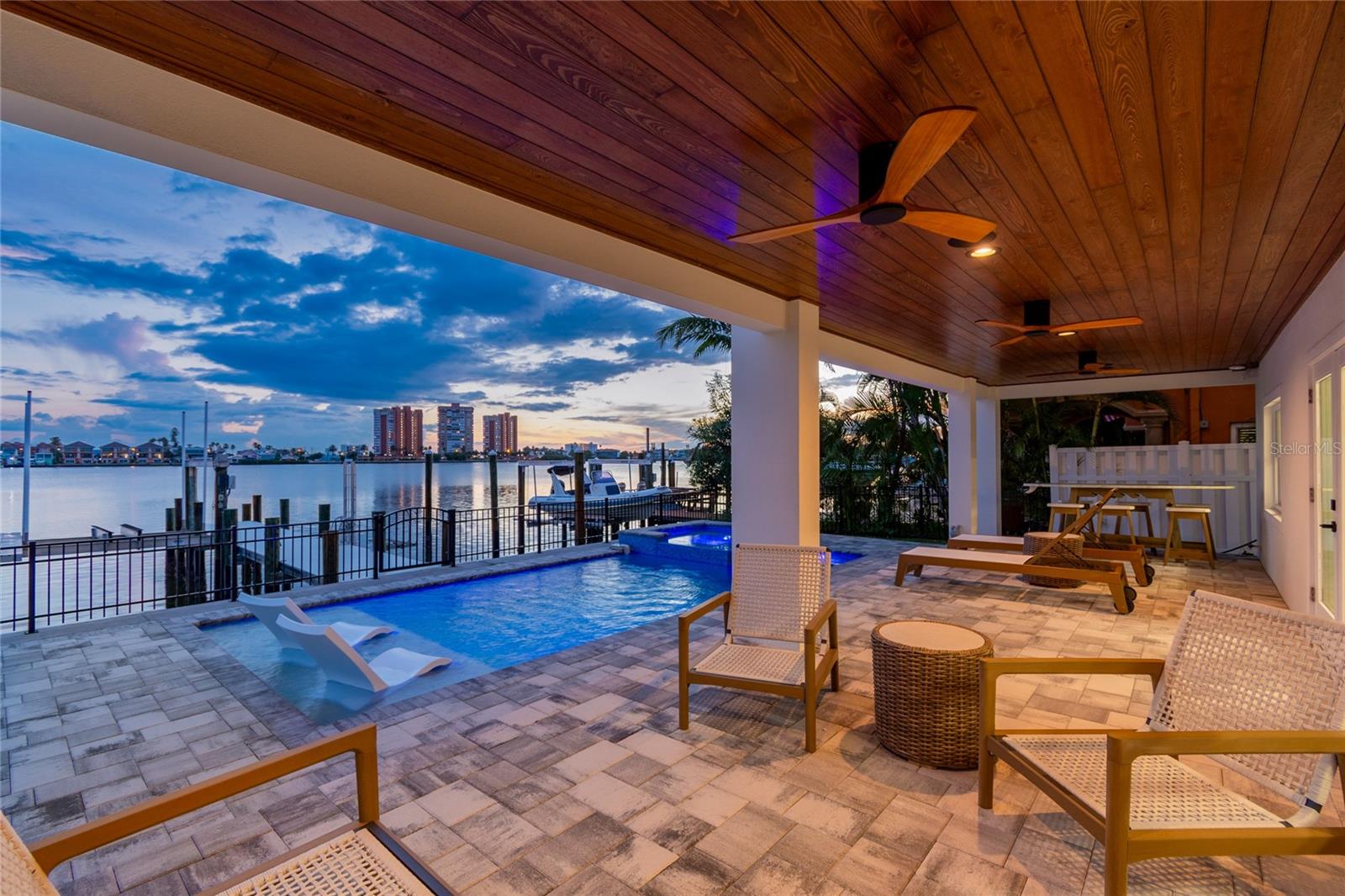 HARBOR SHORES 4TH ADD - Residential