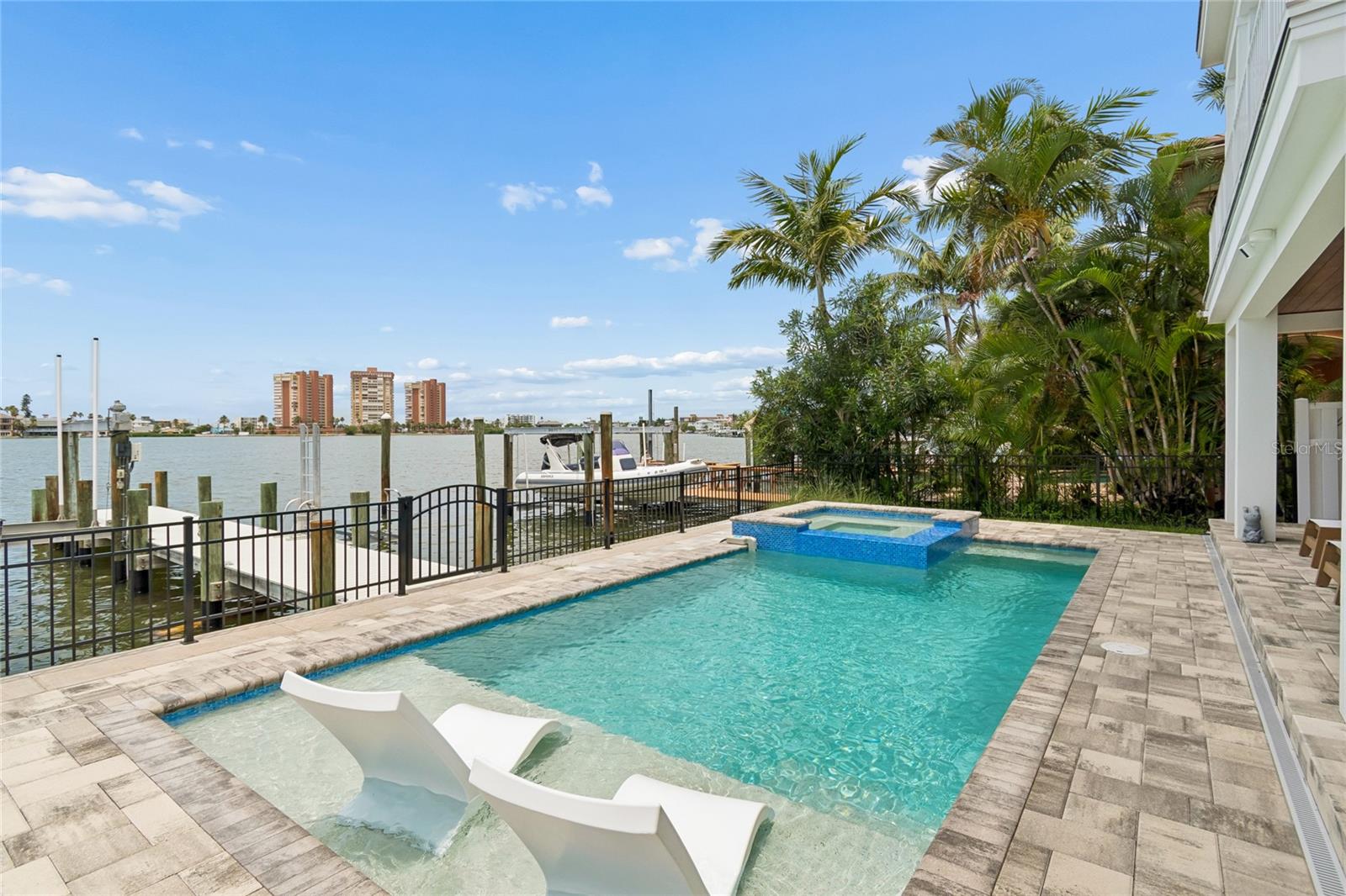 HARBOR SHORES 4TH ADD - Residential