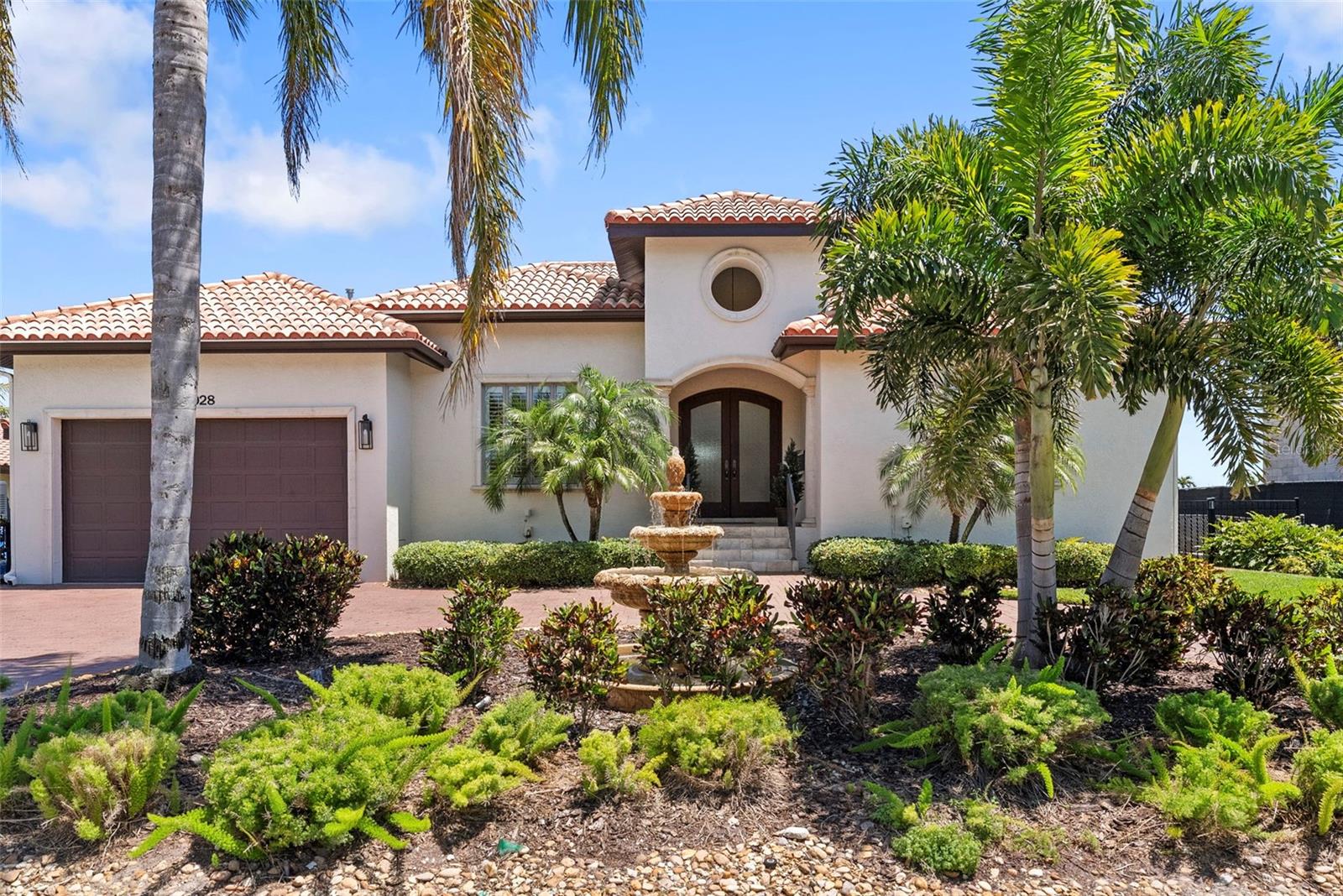 VENETIAN ISLES - Residential