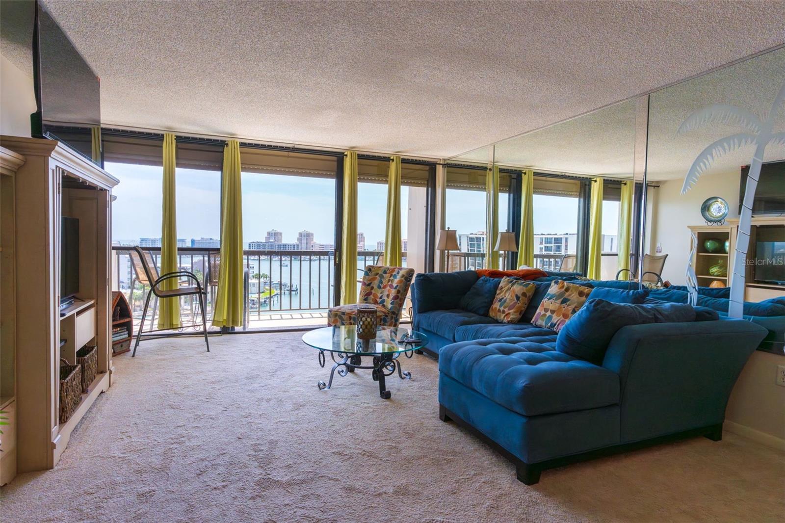 STARBOARD TOWER - Residential