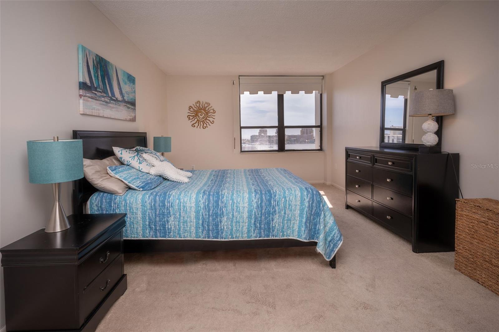 STARBOARD TOWER - Residential
