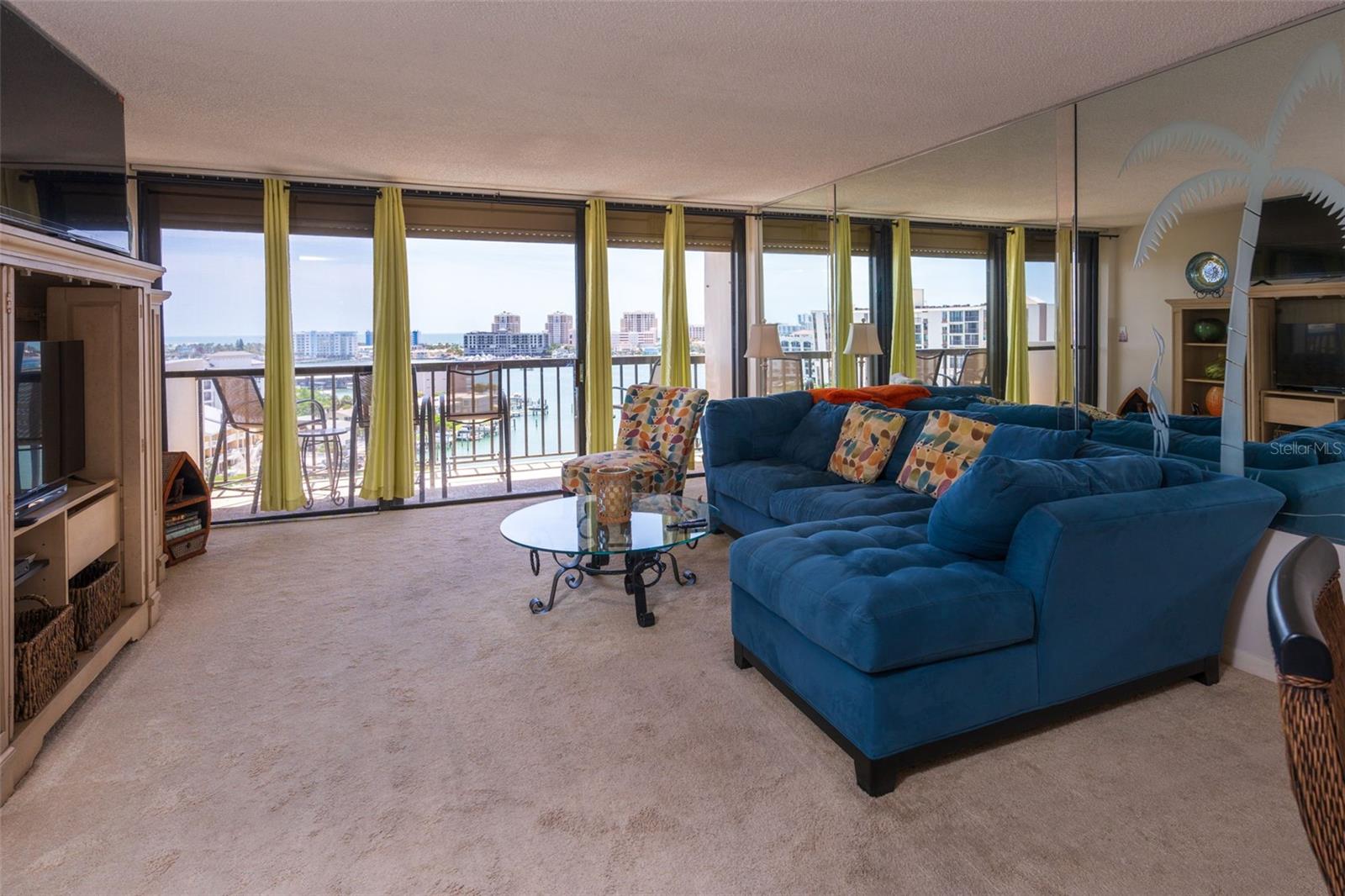 STARBOARD TOWER - Residential