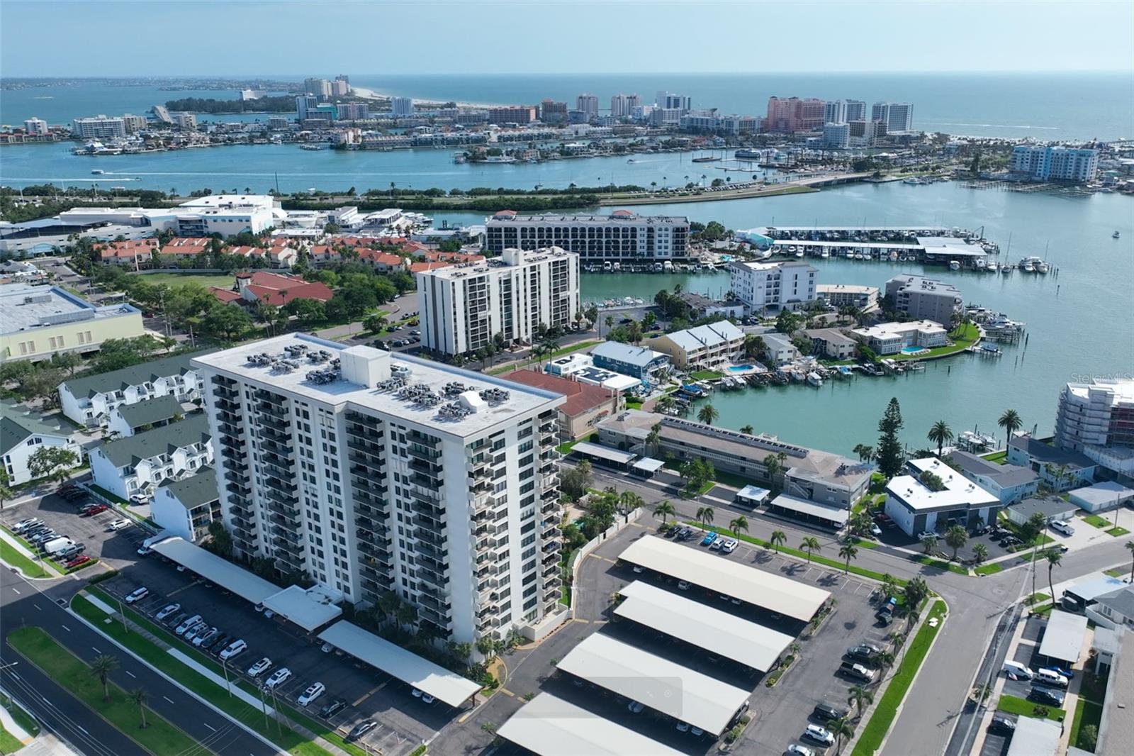 STARBOARD TOWER - Residential