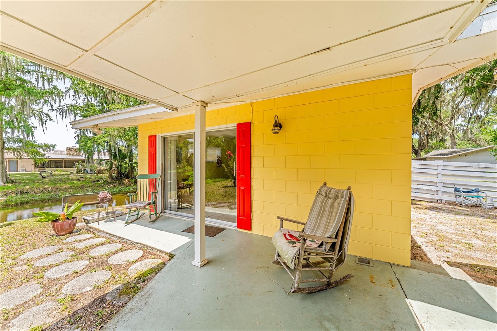 TRACYS POINT 2ND ADD - Residential