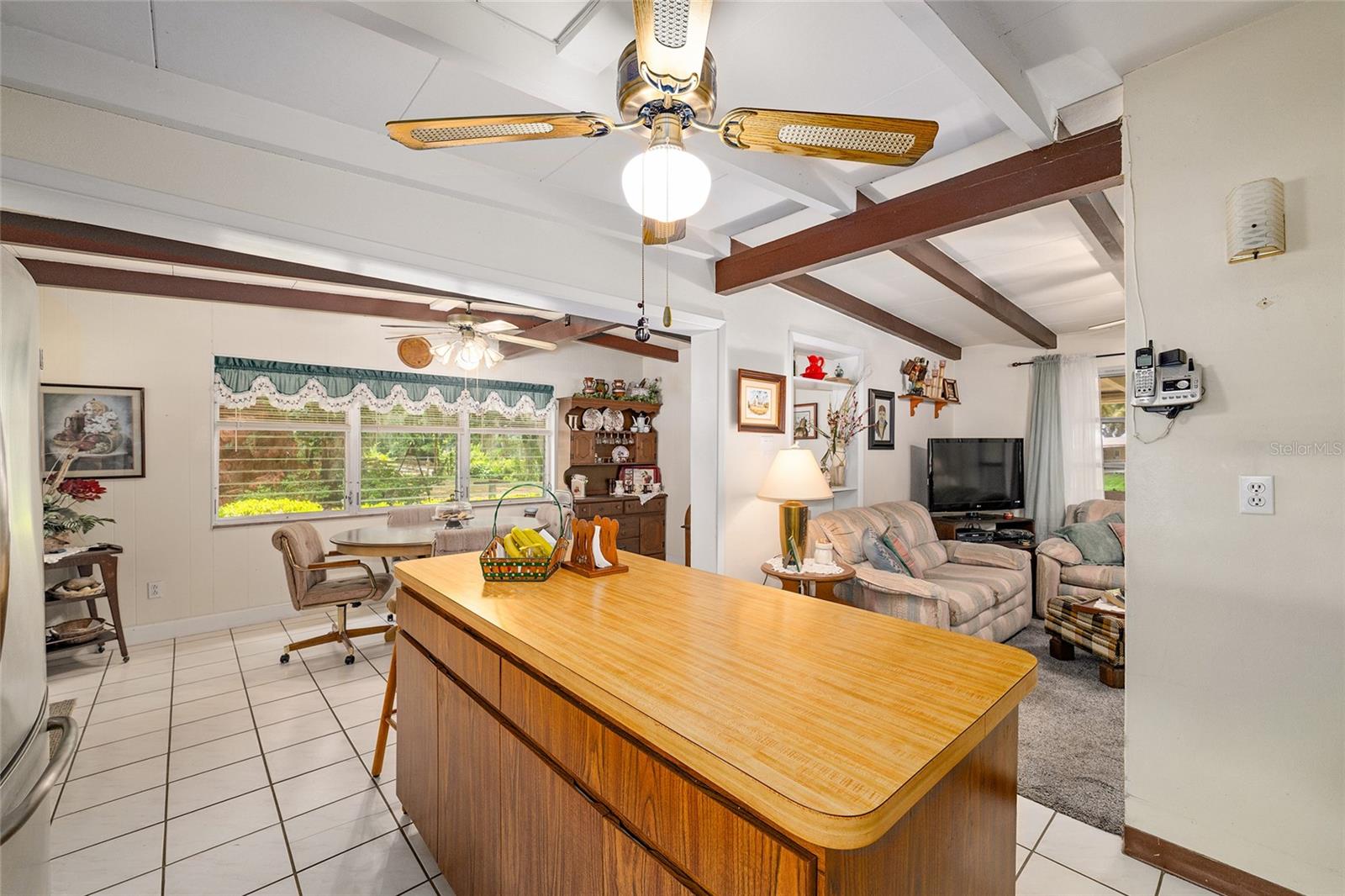 TRACYS POINT 2ND ADD - Residential