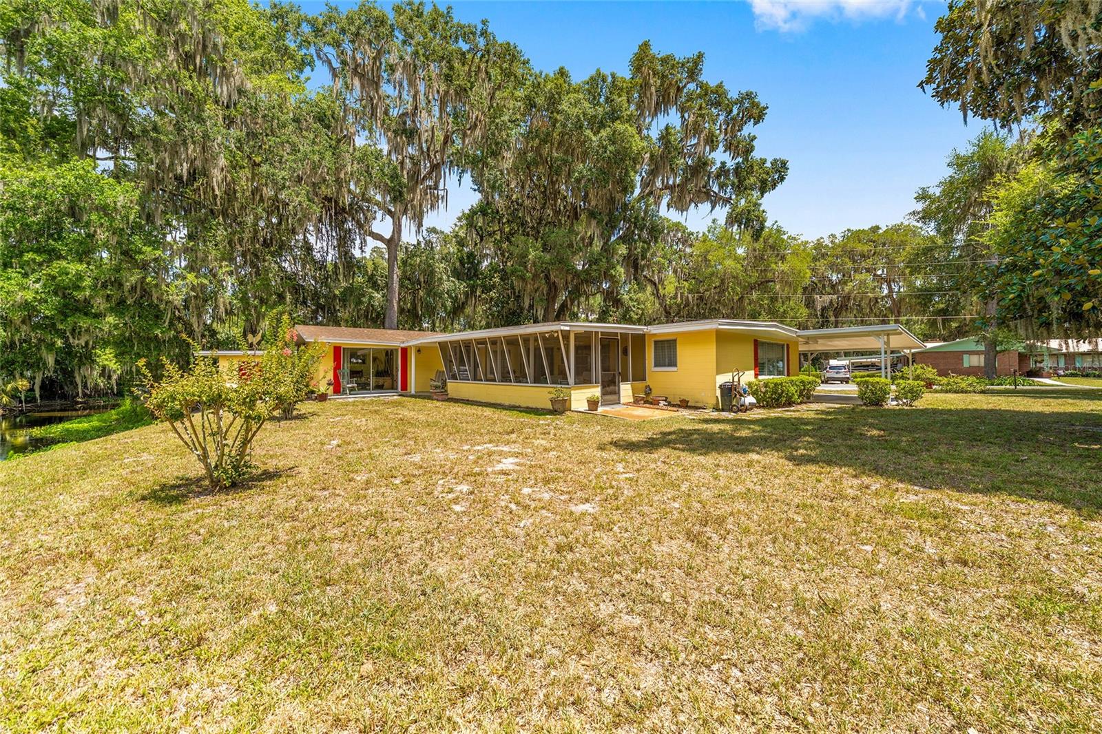 TRACYS POINT 2ND ADD - Residential