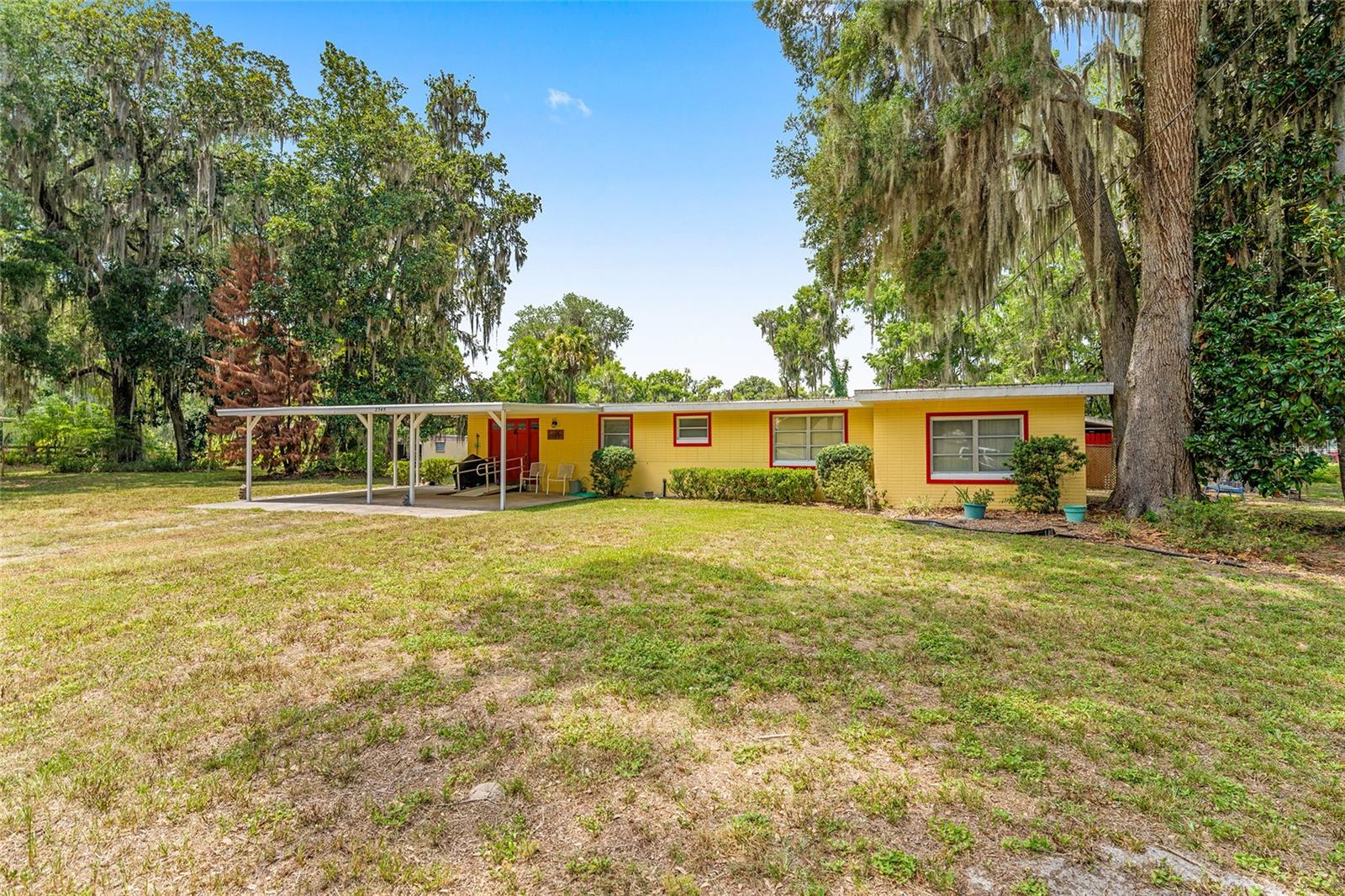 TRACYS POINT 2ND ADD - Residential