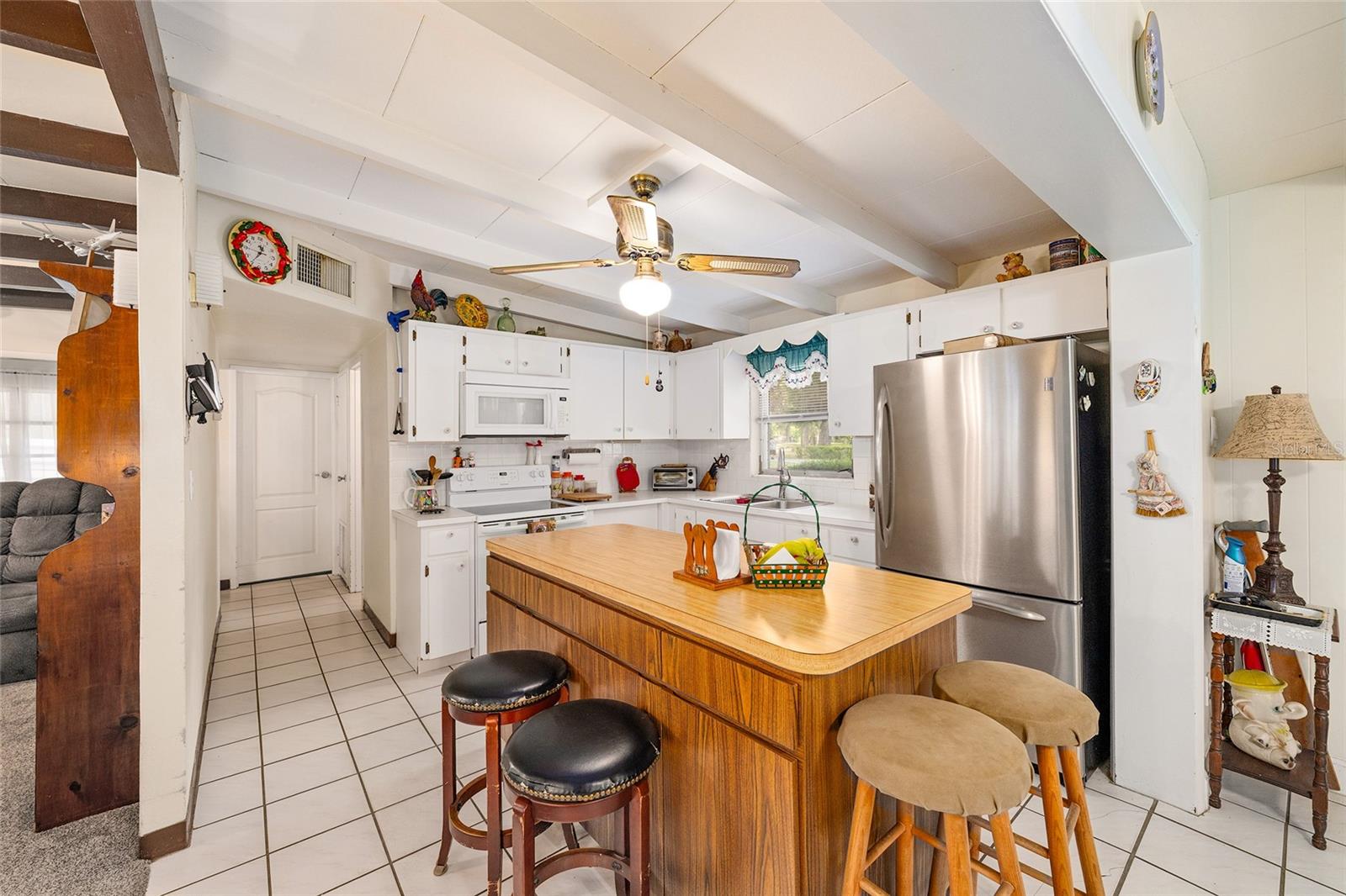 TRACYS POINT 2ND ADD - Residential