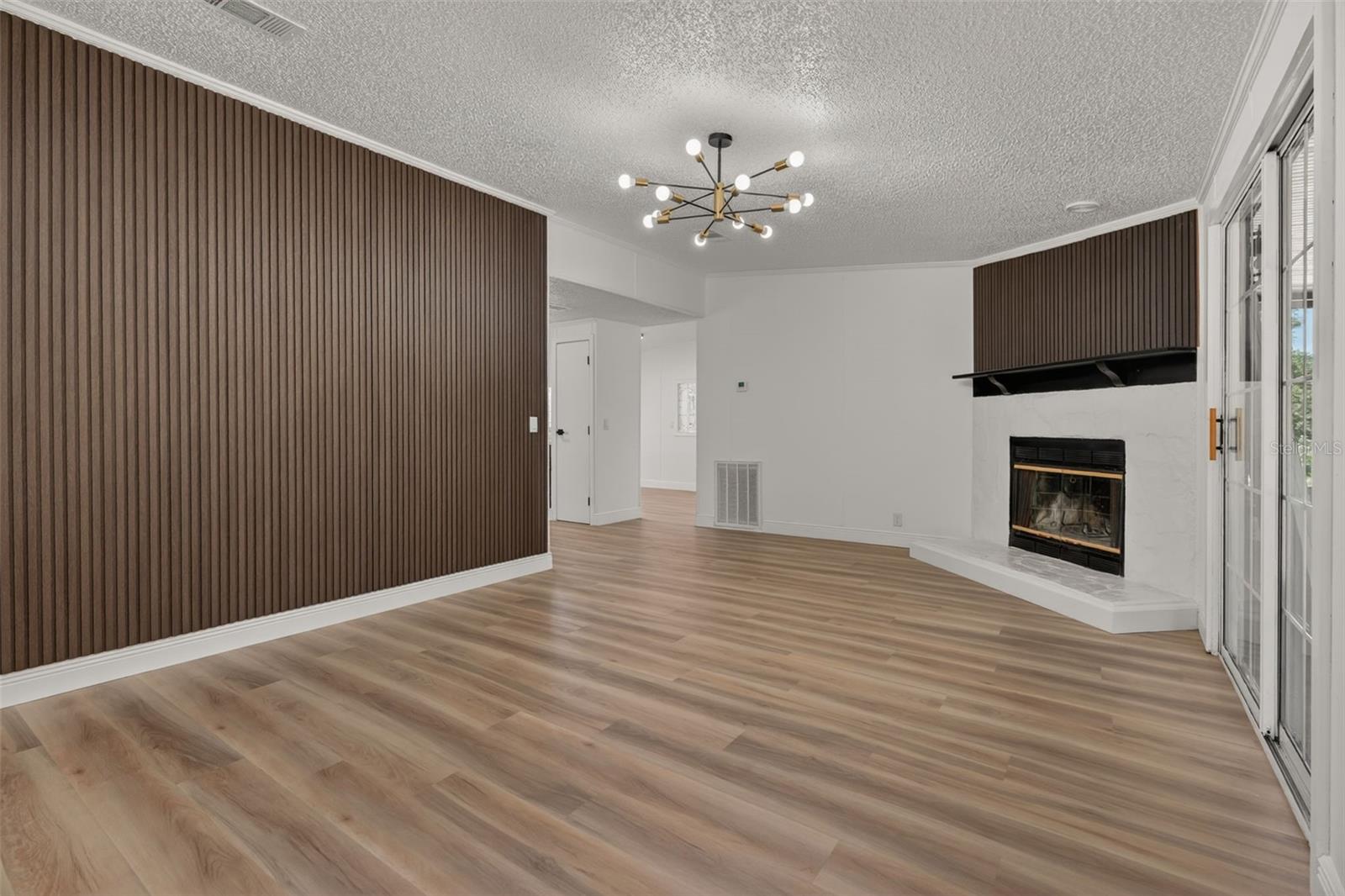 TANGLEWOOD - Residential