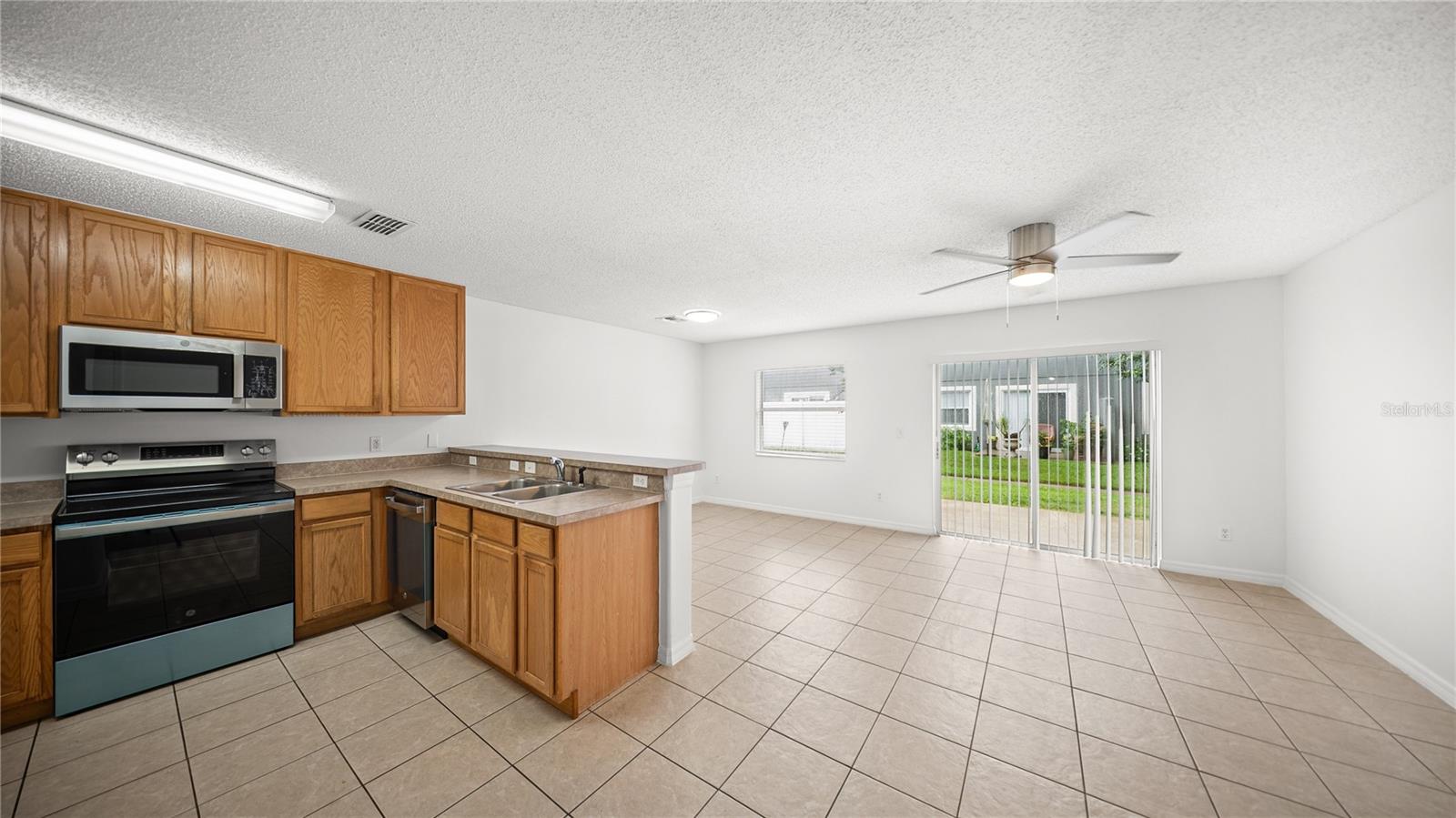 WATERFORD VILLAS 51 103 - Residential Lease