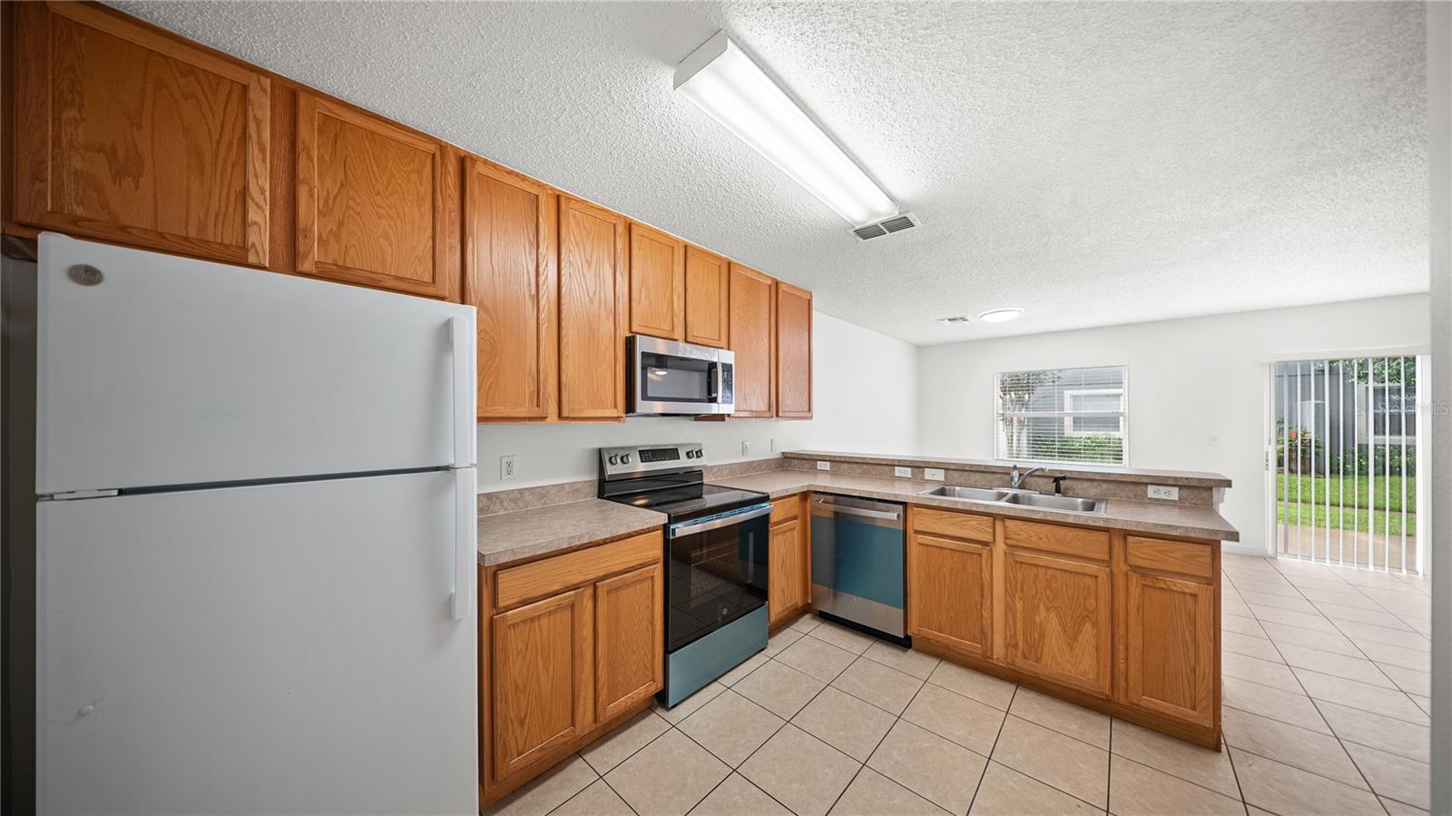WATERFORD VILLAS 51 103 - Residential Lease