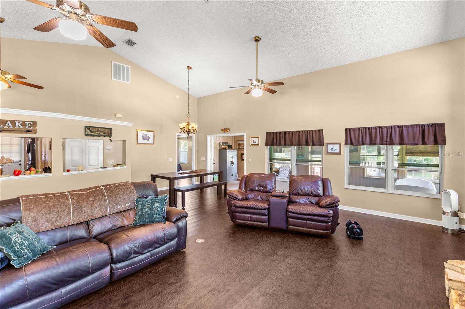 CANAL SHORES SUB - Residential