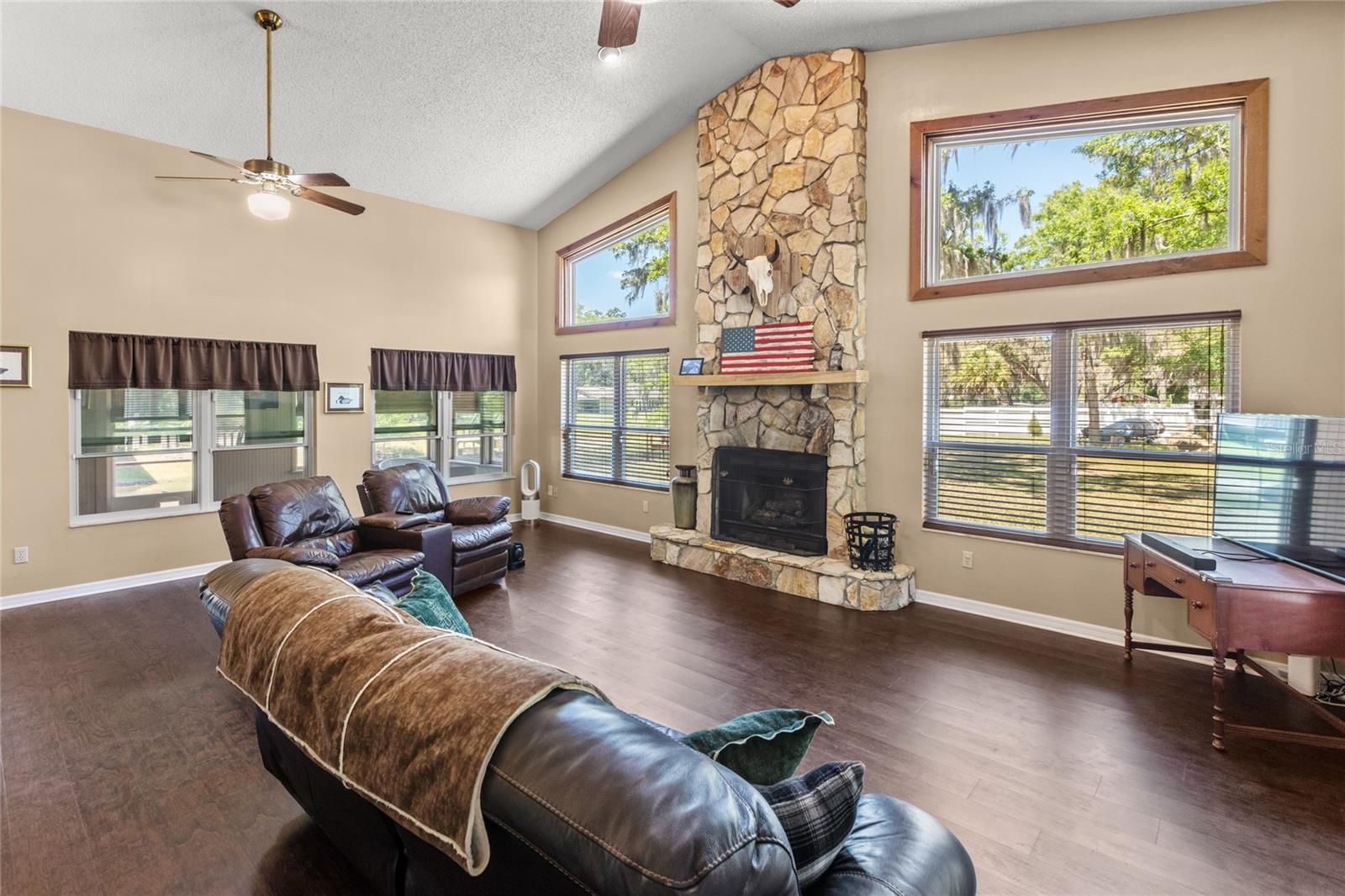 CANAL SHORES SUB - Residential