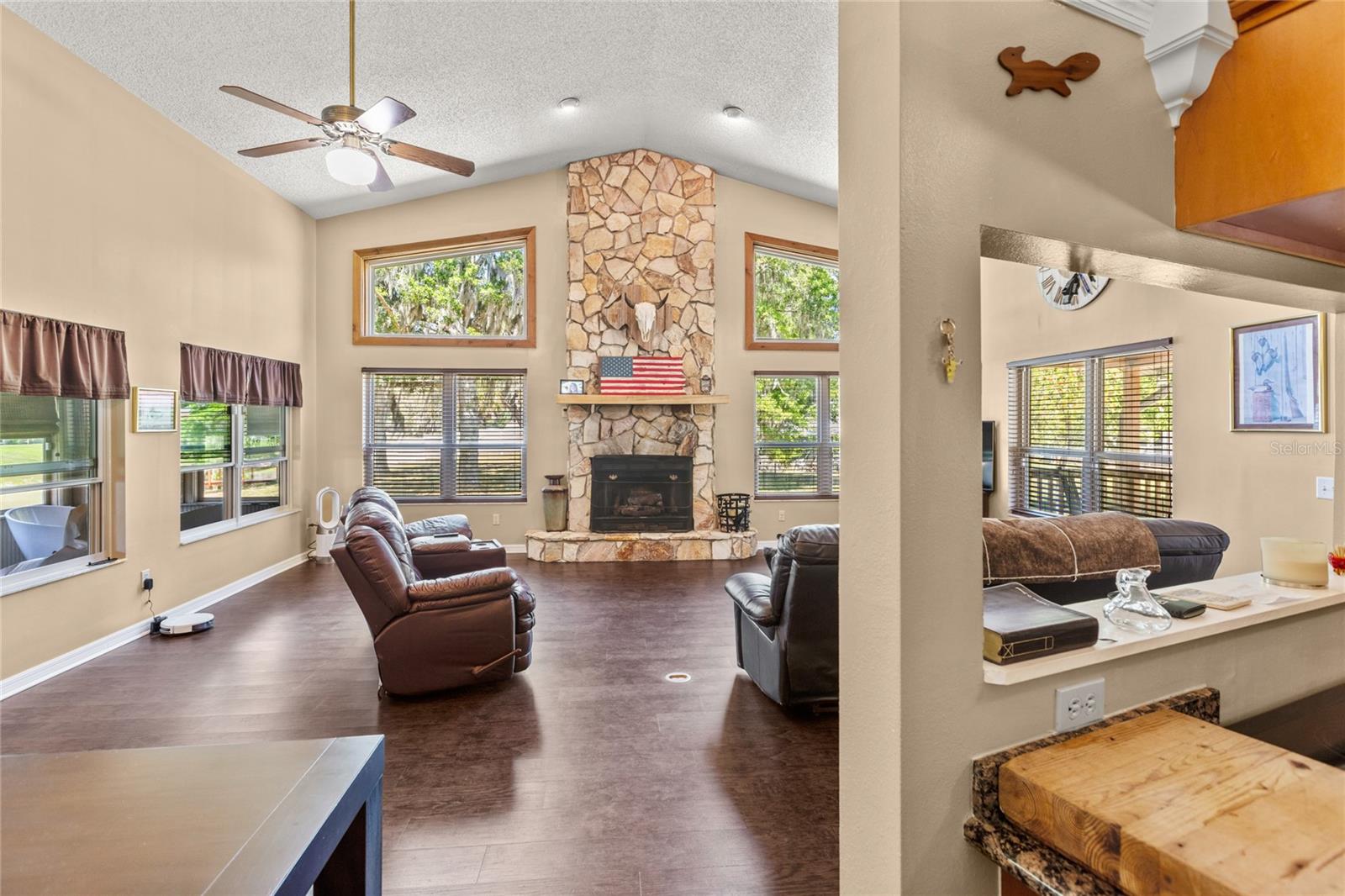 CANAL SHORES SUB - Residential