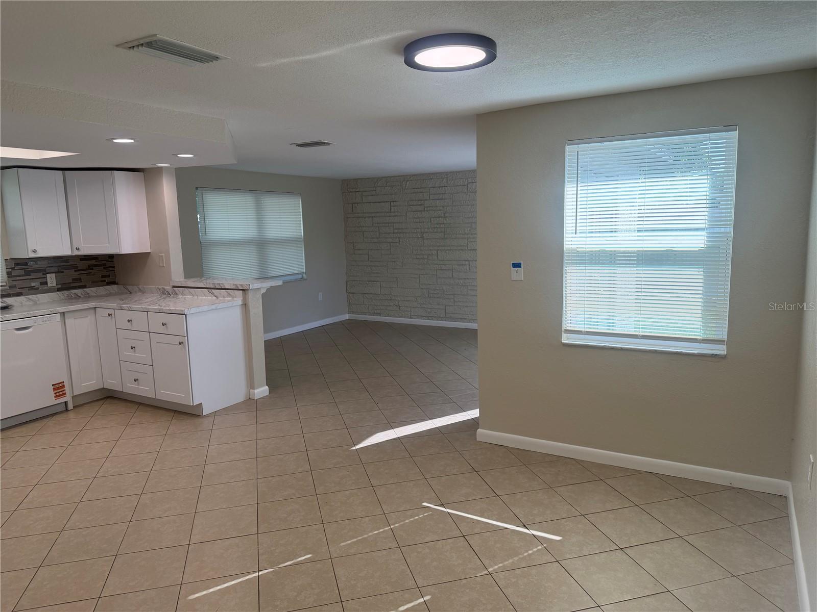 REGENCY PARK - Residential