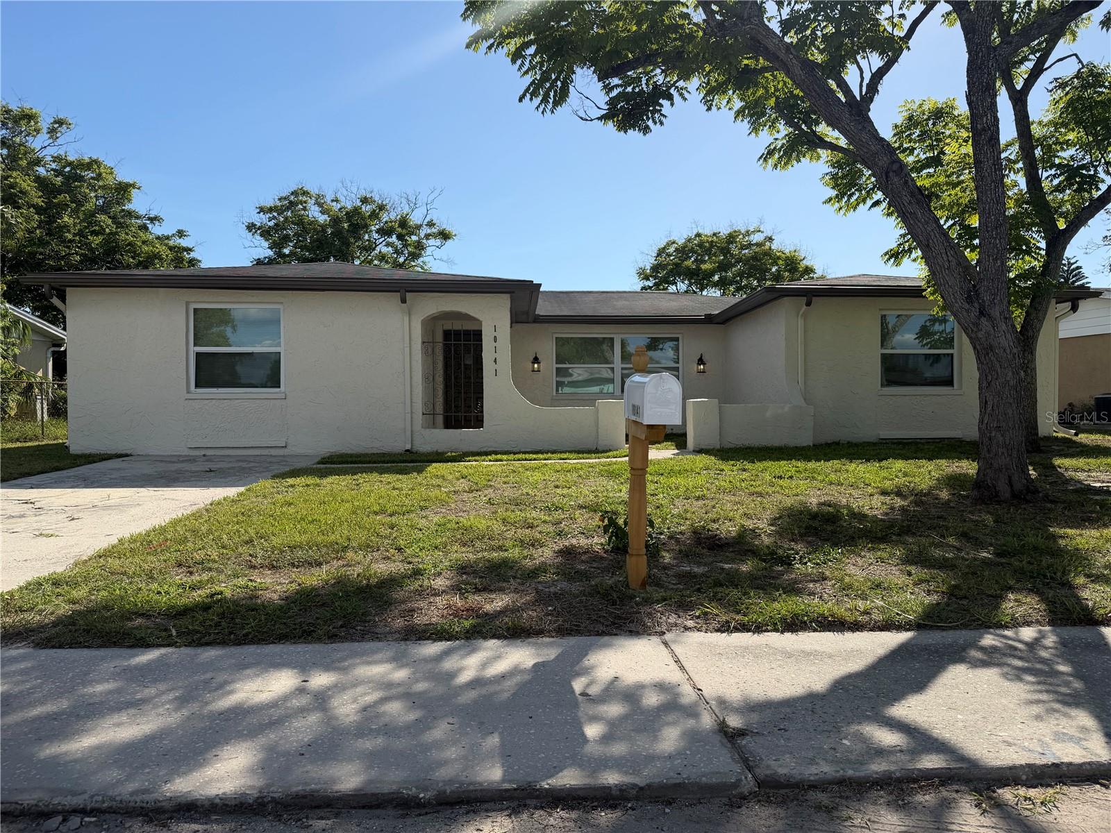 REGENCY PARK - Residential