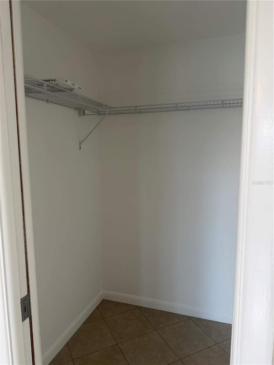 REGENCY PARK - Residential