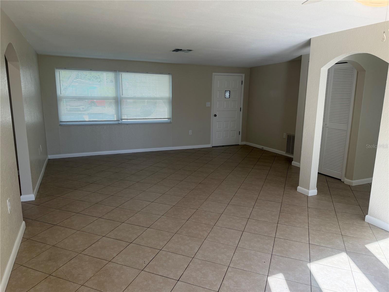 REGENCY PARK - Residential