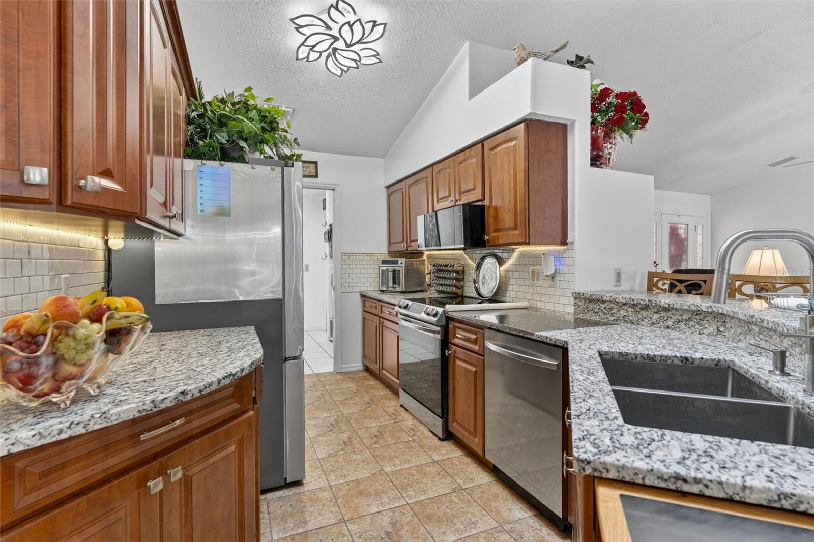 CITRUS HILLS 1ST ADD - Residential
