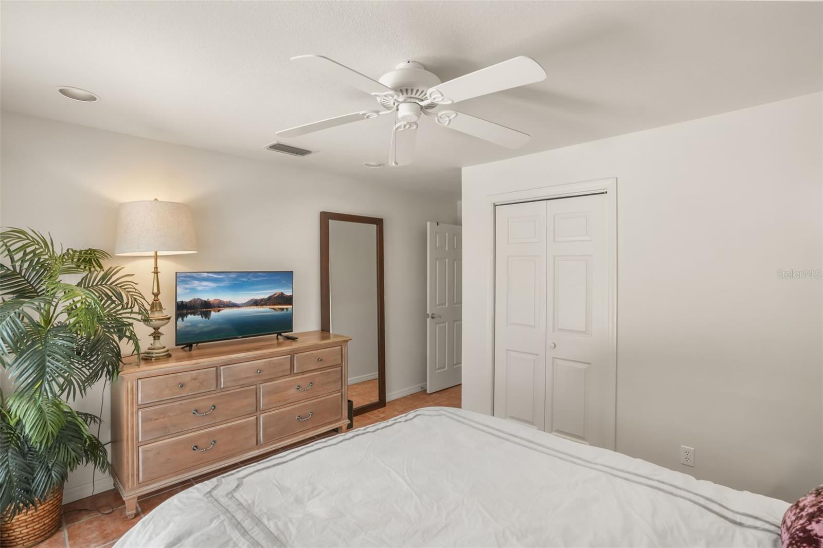 MEADOW WOOD FARMS UN 02 - Residential