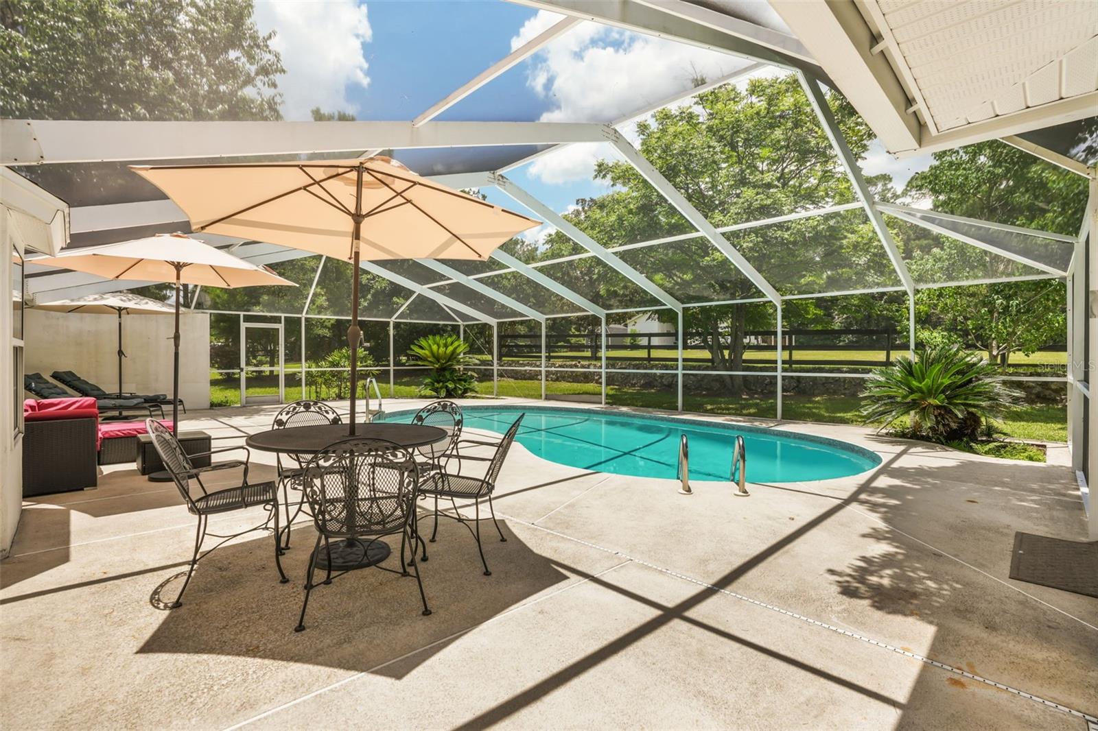 MEADOW WOOD FARMS UN 02 - Residential