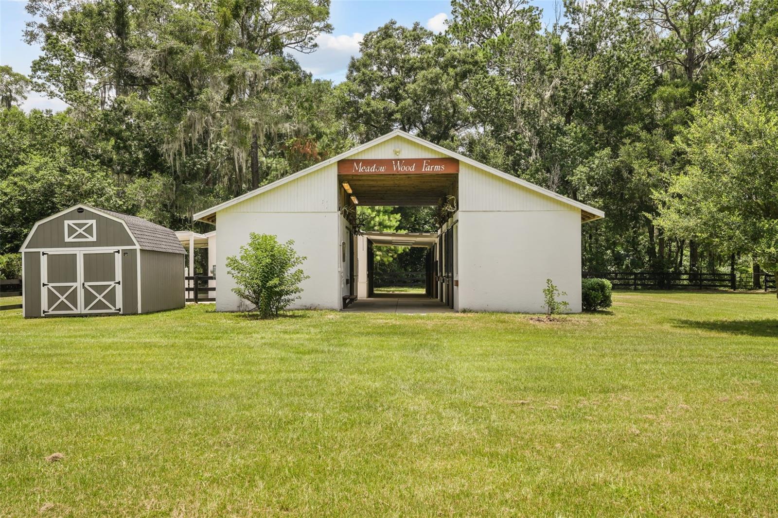 MEADOW WOOD FARMS UN 02 - Residential