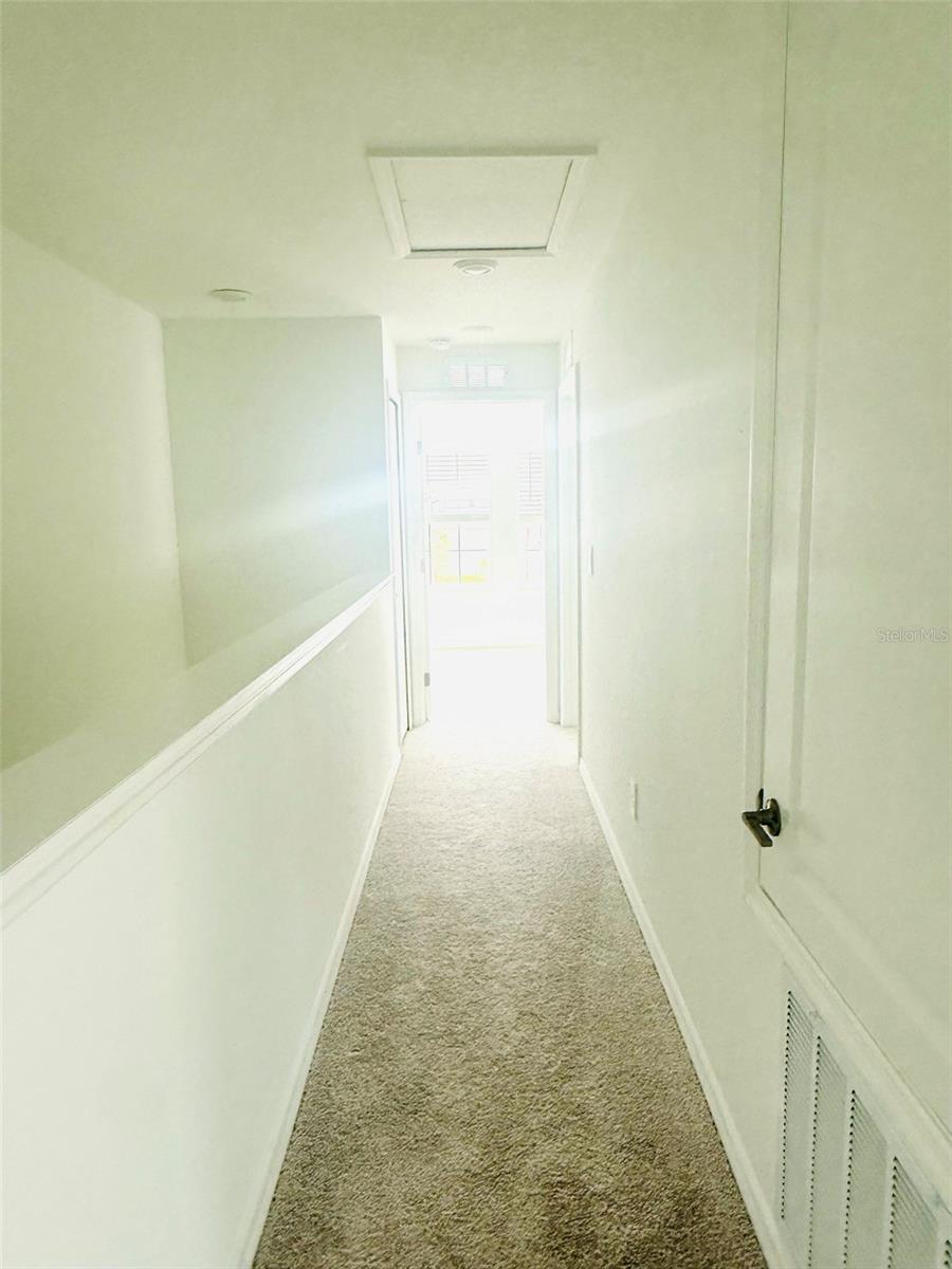 LONGLEAF NEIGHBORHOOD FOUR PHASE I PB 95 PG 127 BL - Residential Lease